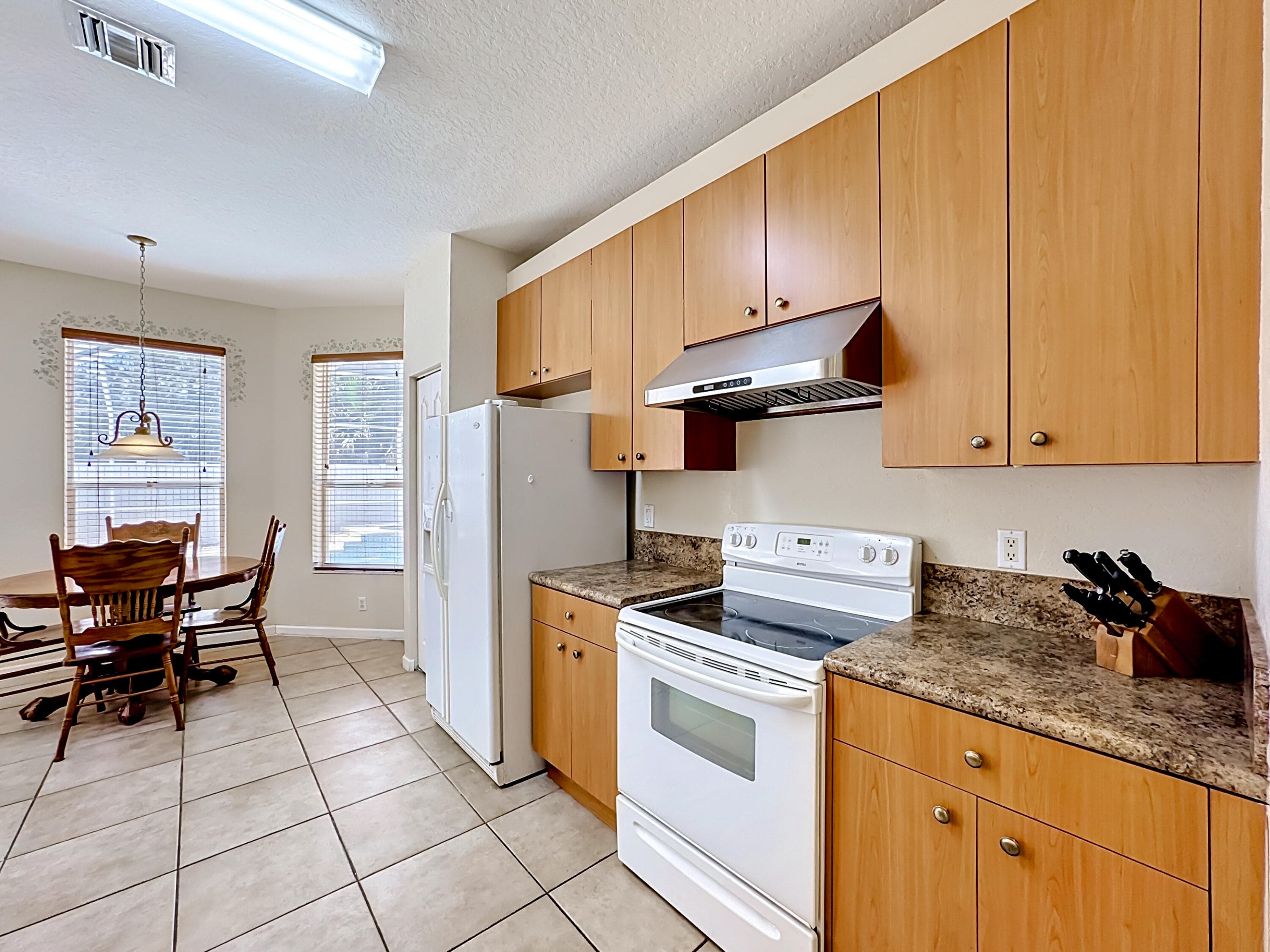 5747 Sunberry Fort Pierce FL 34951 — thumbnail 19 of 74