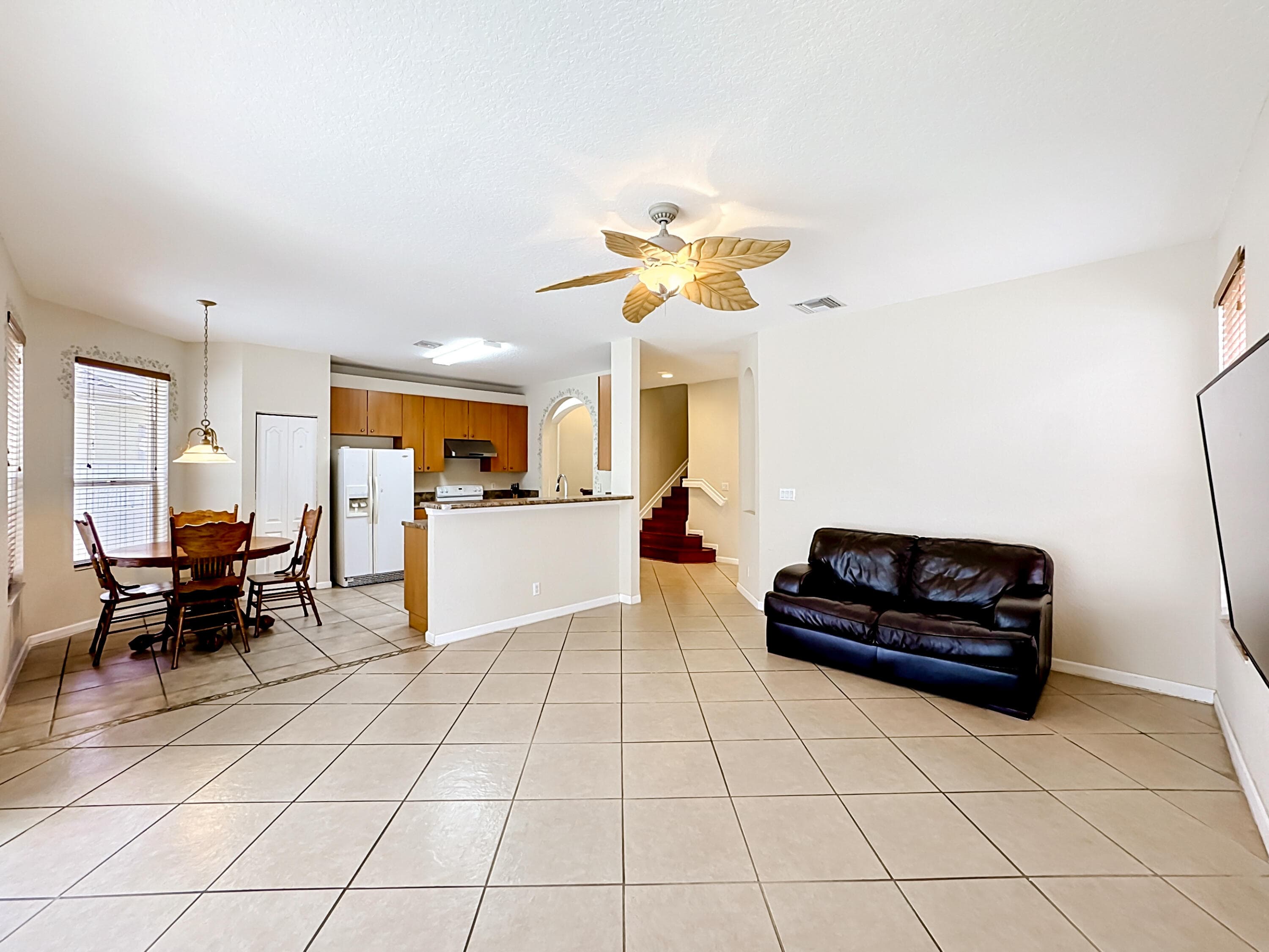 5747 Sunberry Fort Pierce FL 34951 — thumbnail 26 of 74