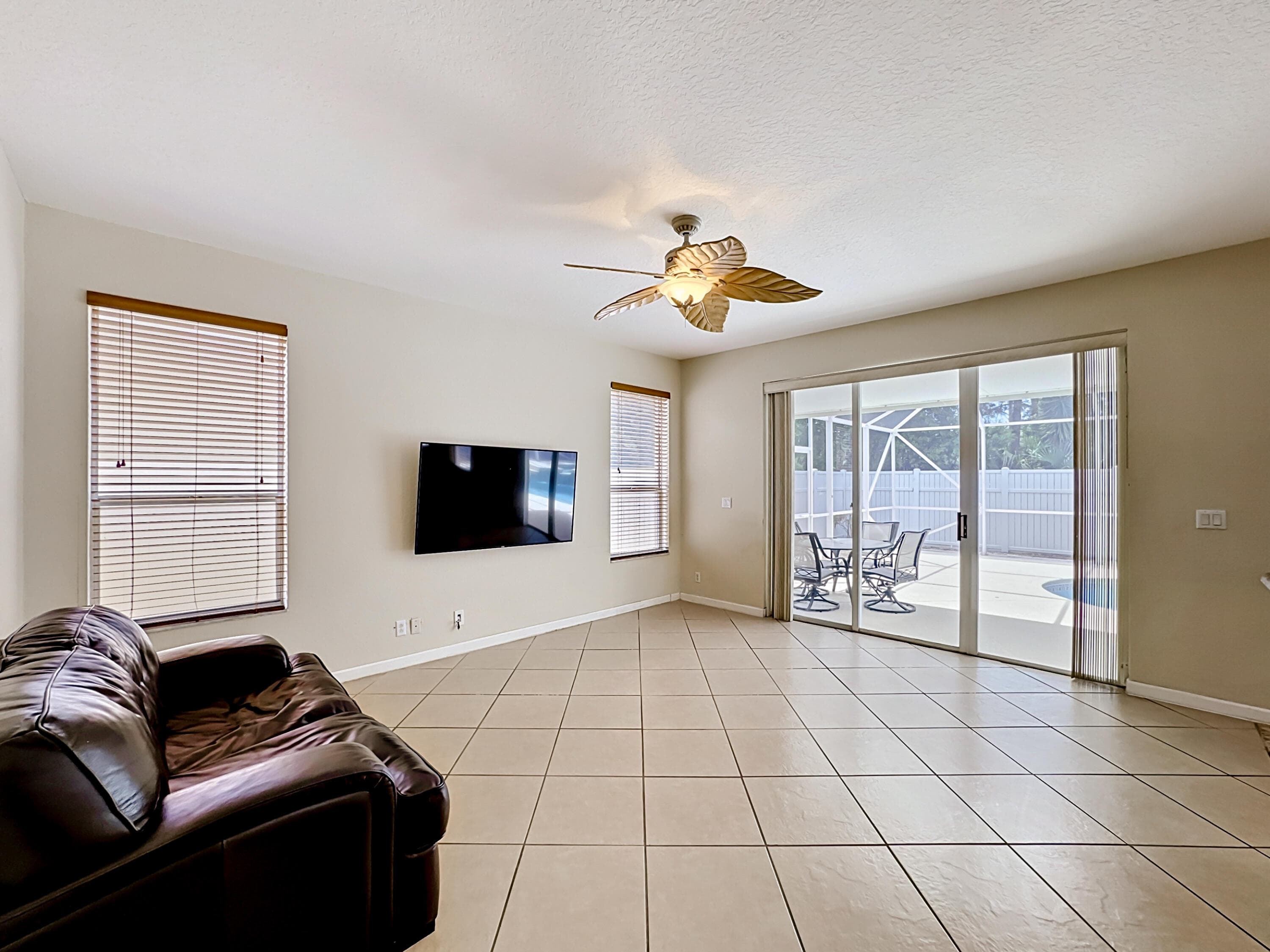 5747 Sunberry Fort Pierce FL 34951 — thumbnail 23 of 74