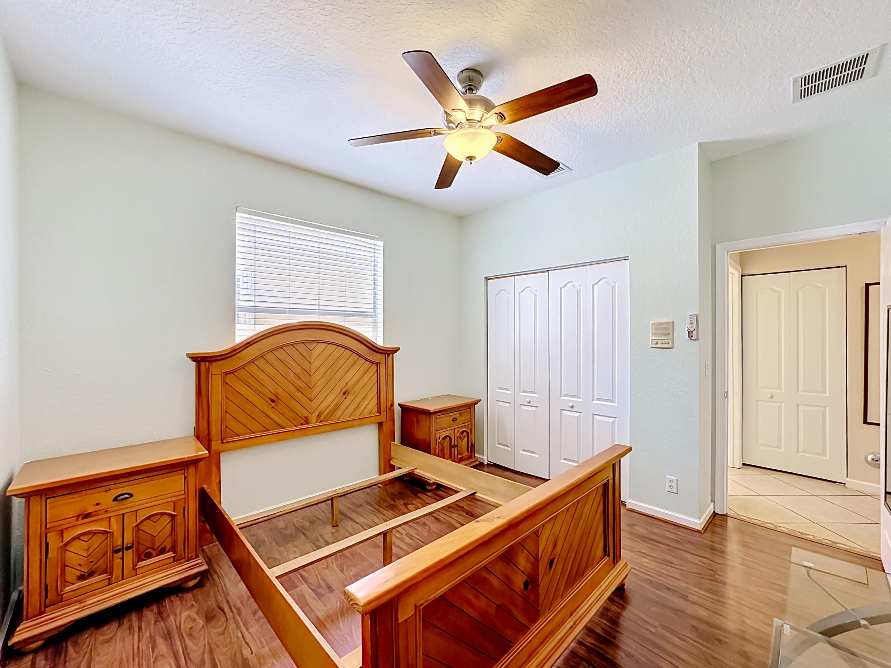 5747 Sunberry Fort Pierce FL 34951 — thumbnail 25 of 74