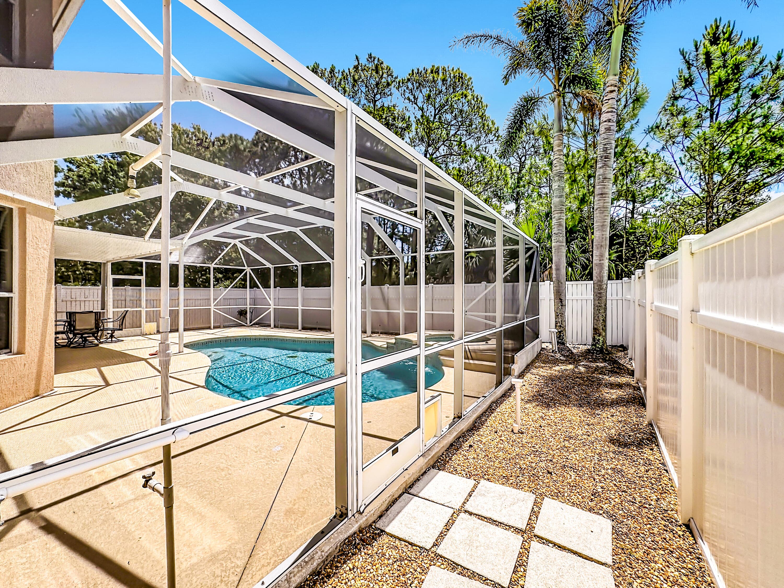 5747 Sunberry Fort Pierce FL 34951 — thumbnail 58 of 74