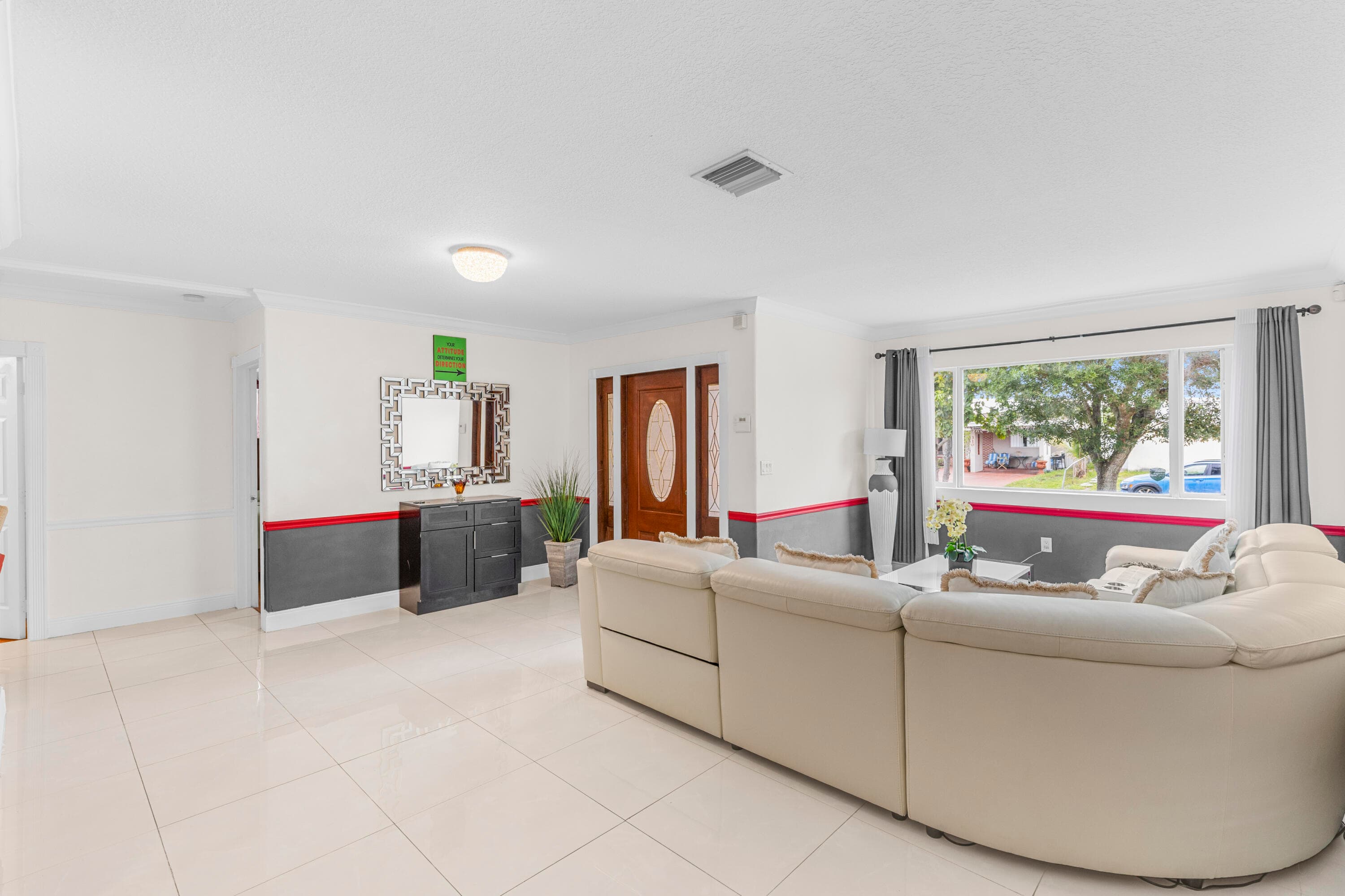 321 72nd Hollywood FL 33024 — thumbnail 7 of 28