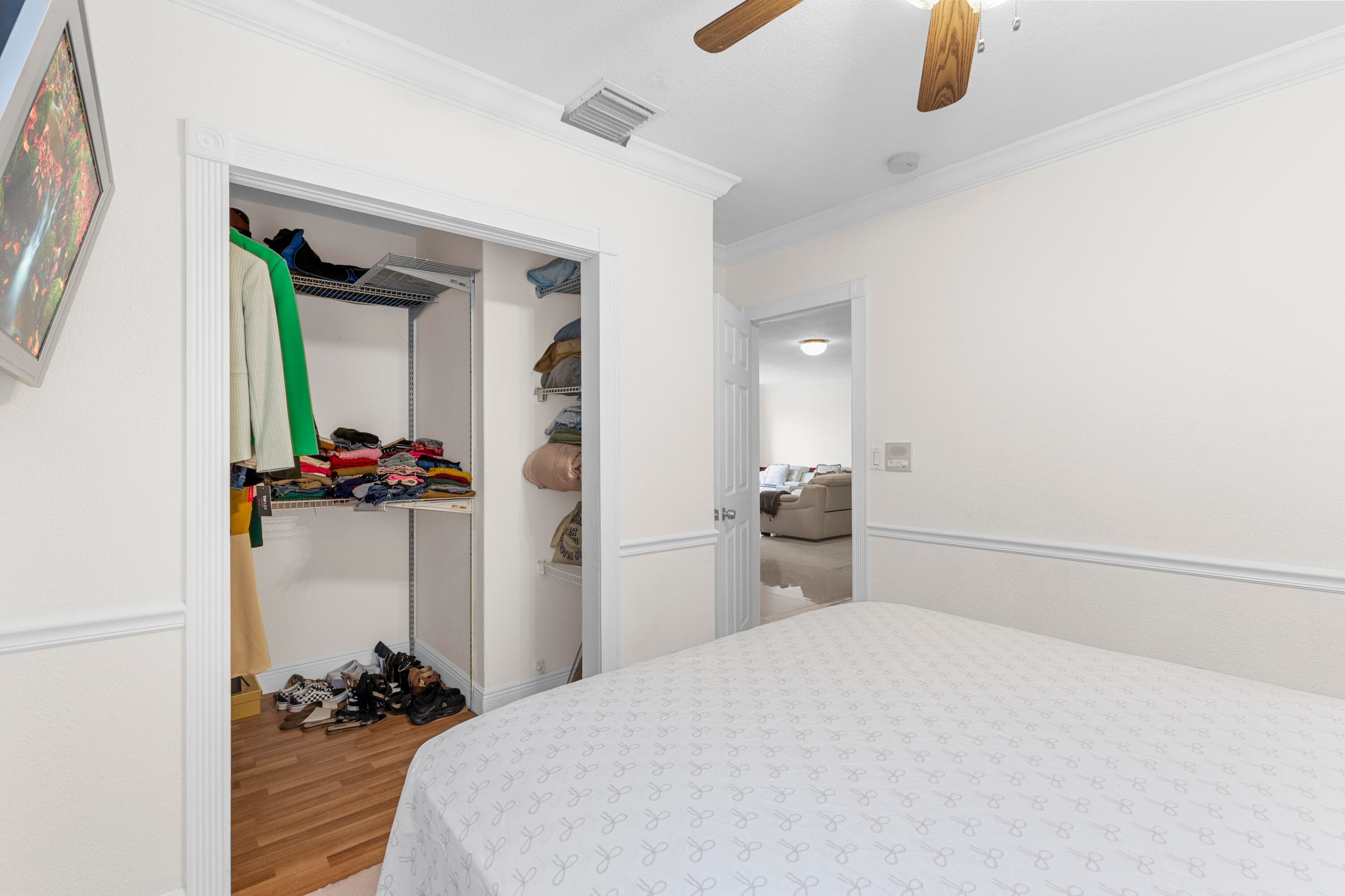 321 72nd Hollywood FL 33024 — thumbnail 11 of 28