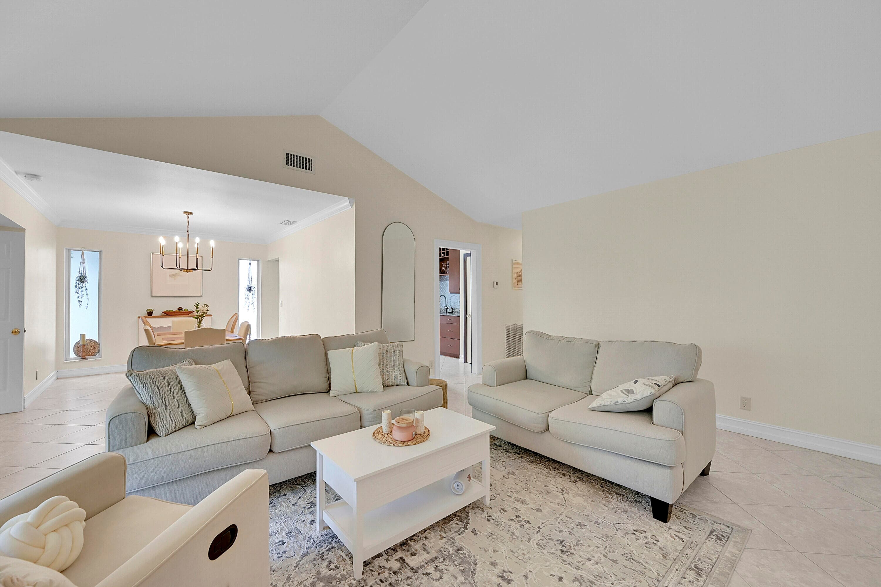6245 Old Court #202 Boca Raton FL 33433 — thumbnail 5 of 25