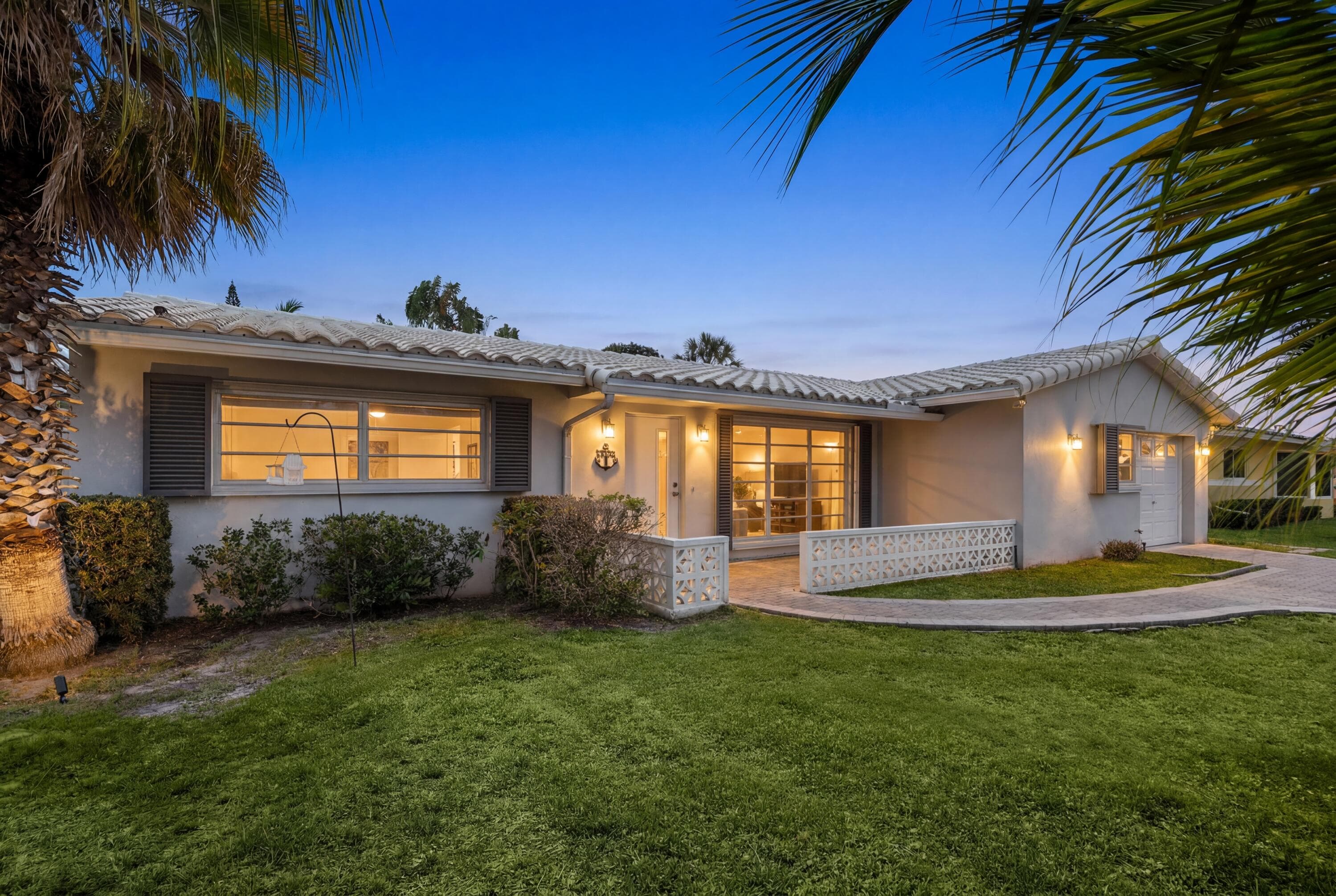 1500 24th Pompano Beach FL 33062 — photo 1