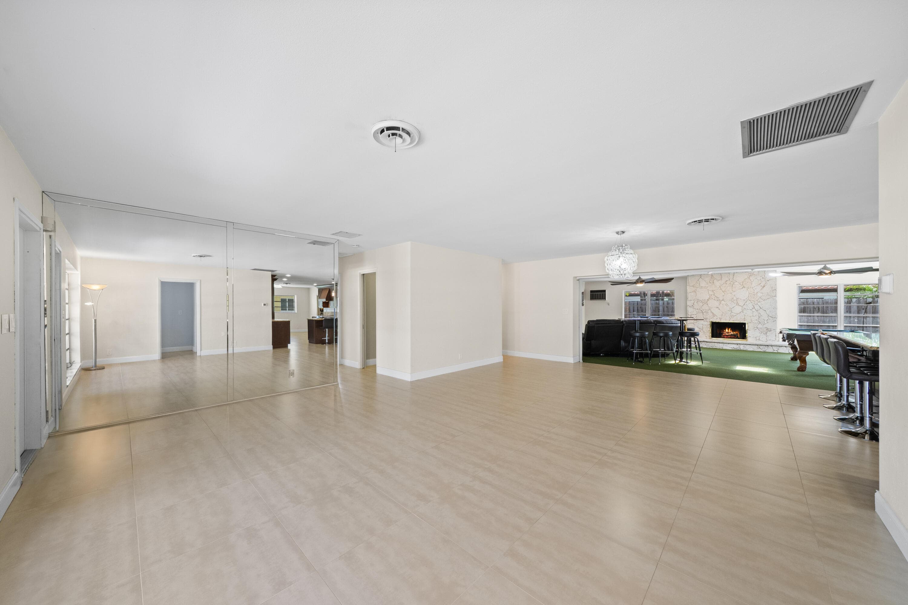 1500 24th Pompano Beach FL 33062 — thumbnail 5 of 24