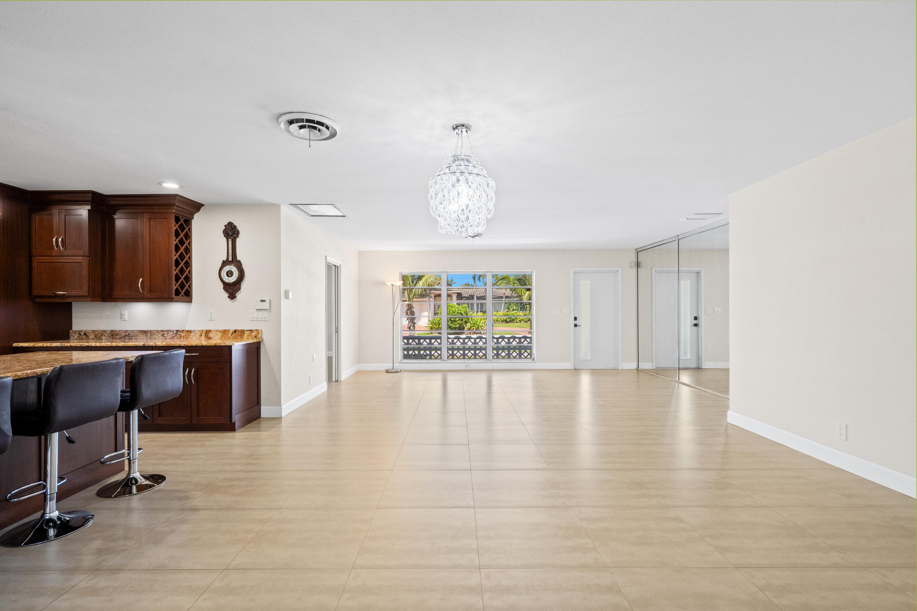 1500 24th Pompano Beach FL 33062 — thumbnail 11 of 24