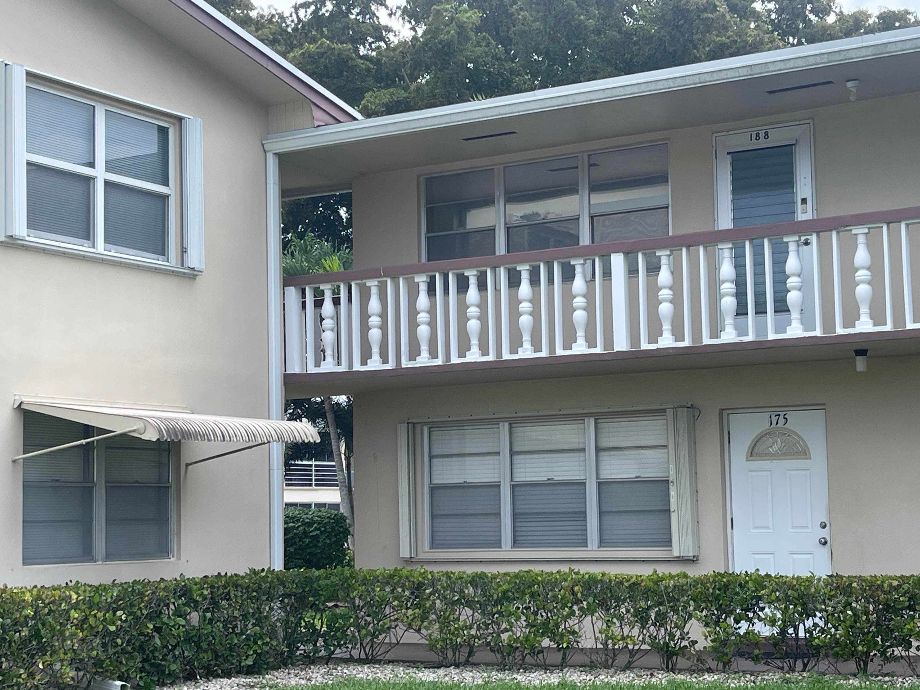 188 Cambridge H West Palm Beach FL 33417 — thumbnail 7 of 33