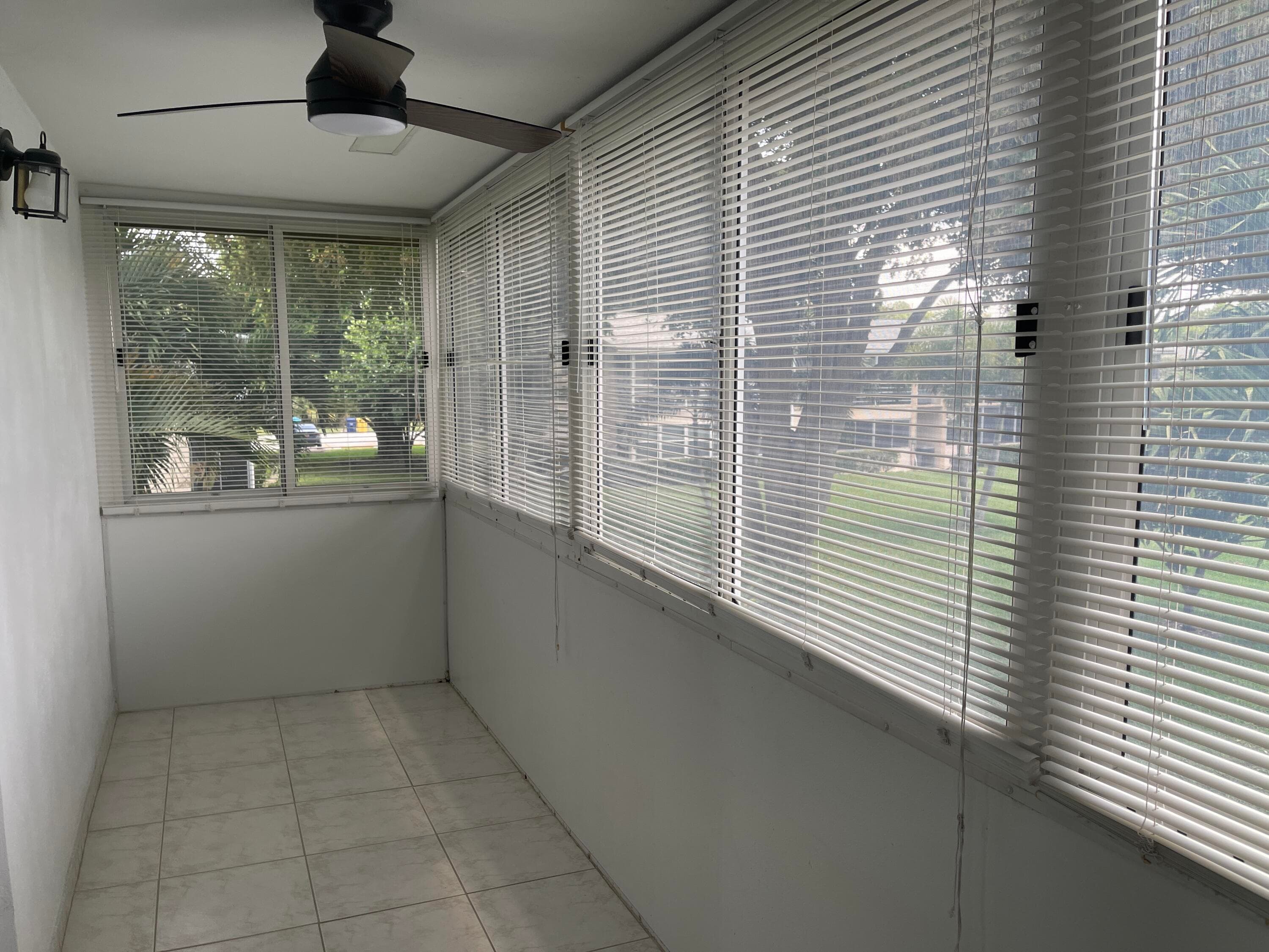 188 Cambridge H West Palm Beach FL 33417 — thumbnail 31 of 33