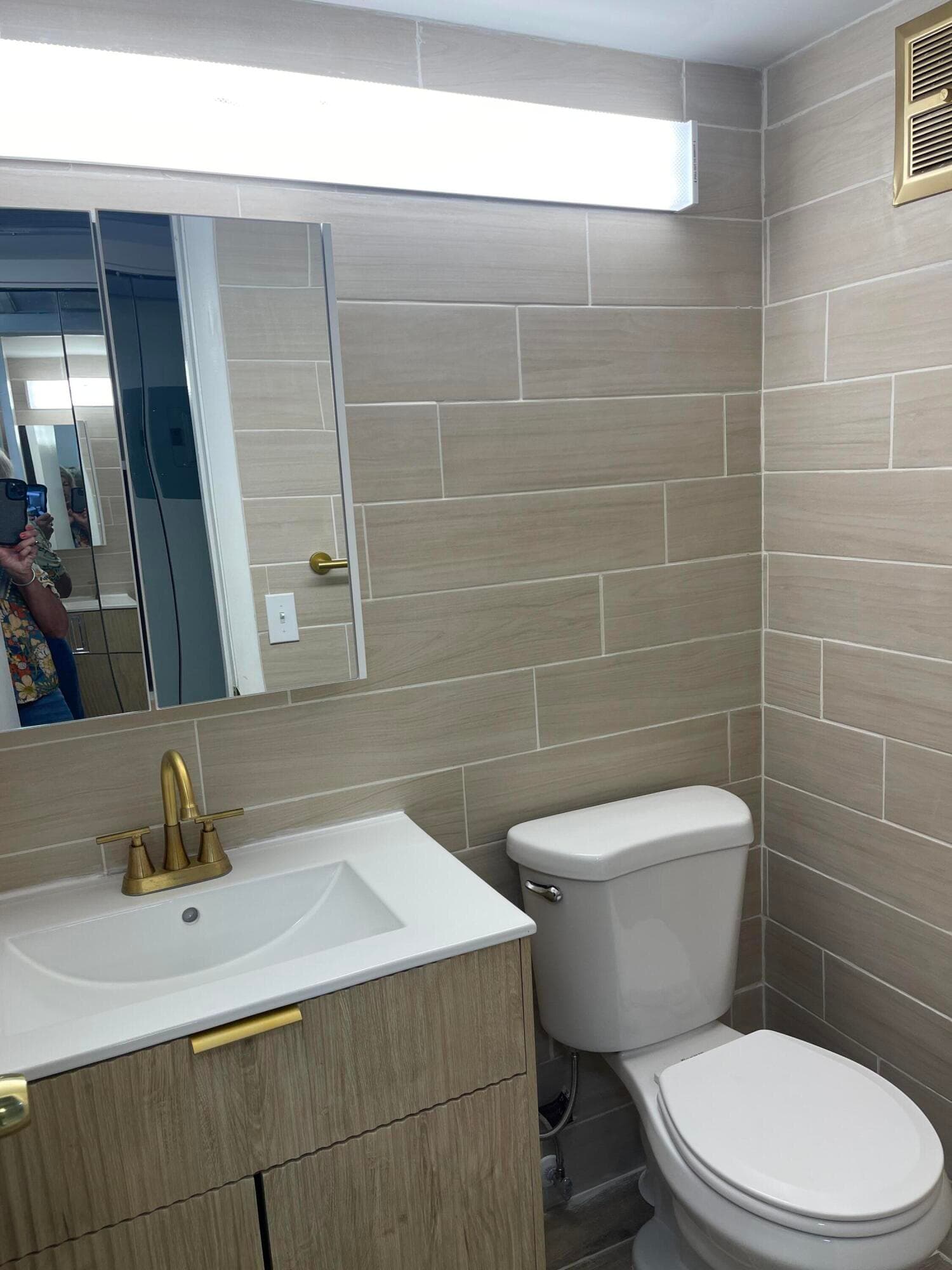 188 Cambridge H West Palm Beach FL 33417 — thumbnail 3 of 33