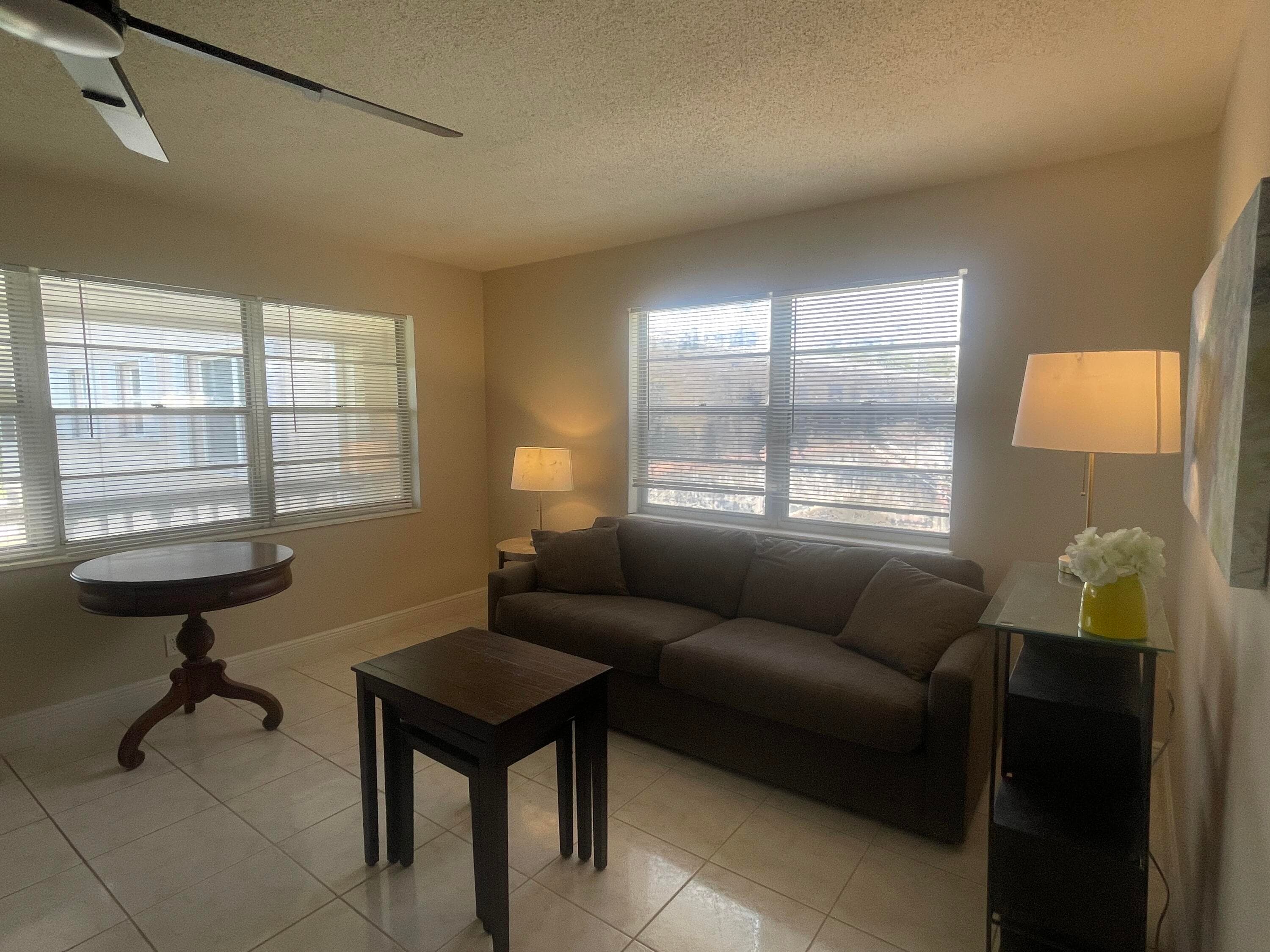 188 Cambridge H West Palm Beach FL 33417 — thumbnail 9 of 33