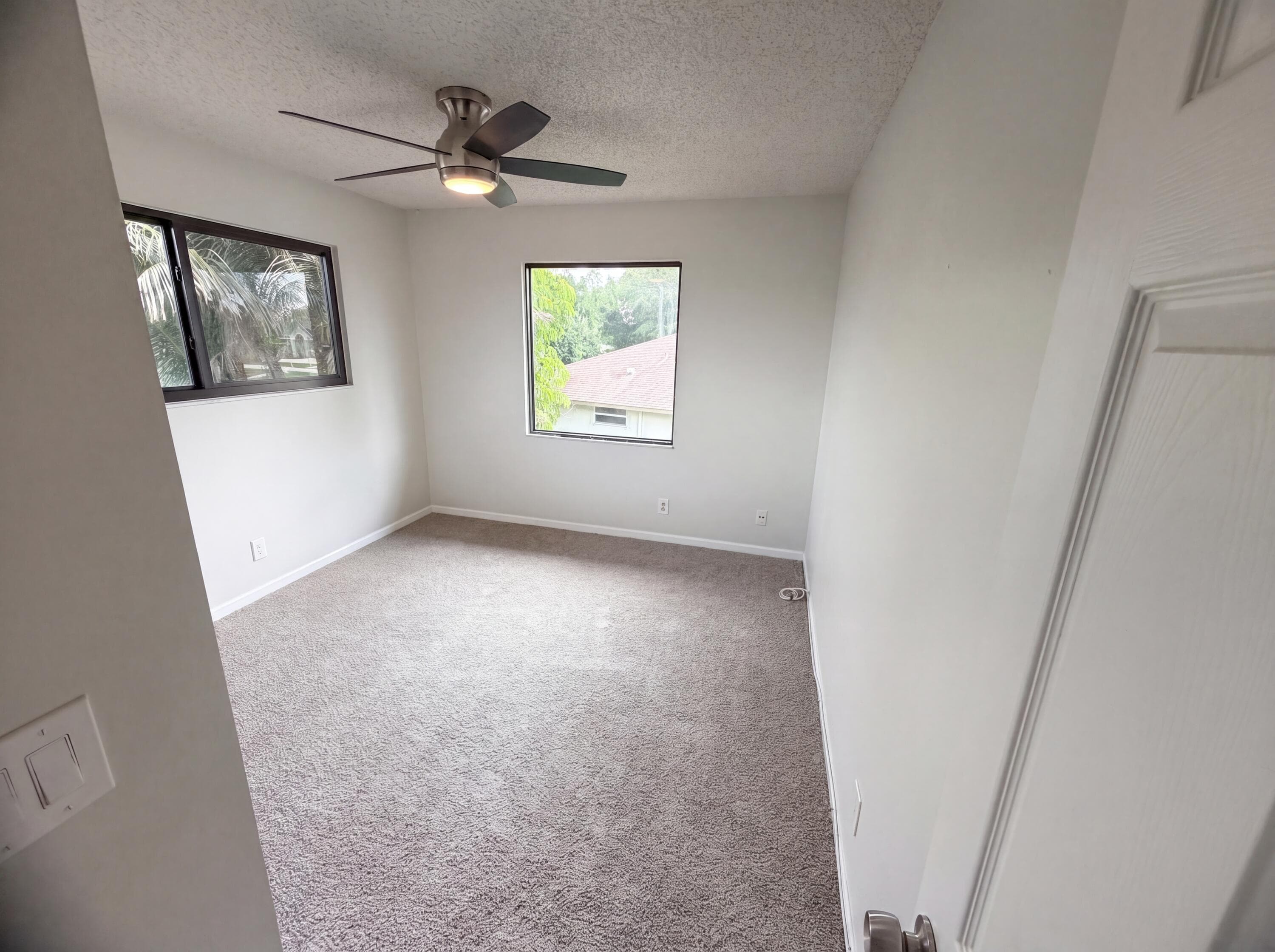 118 Waterway Royal Palm Beach FL 33411 — thumbnail 5 of 17