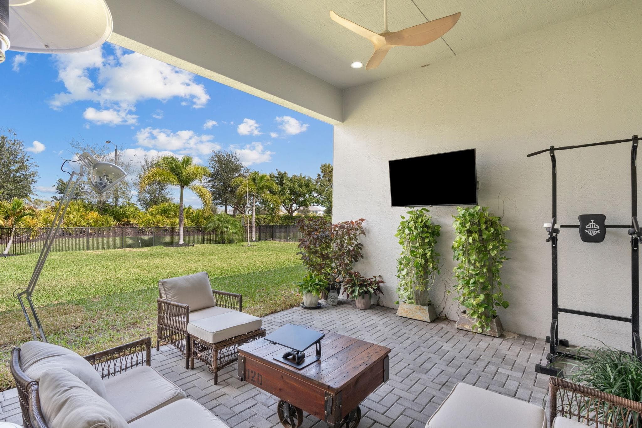 4776 Estates Westlake FL 33470 — thumbnail 44 of 61