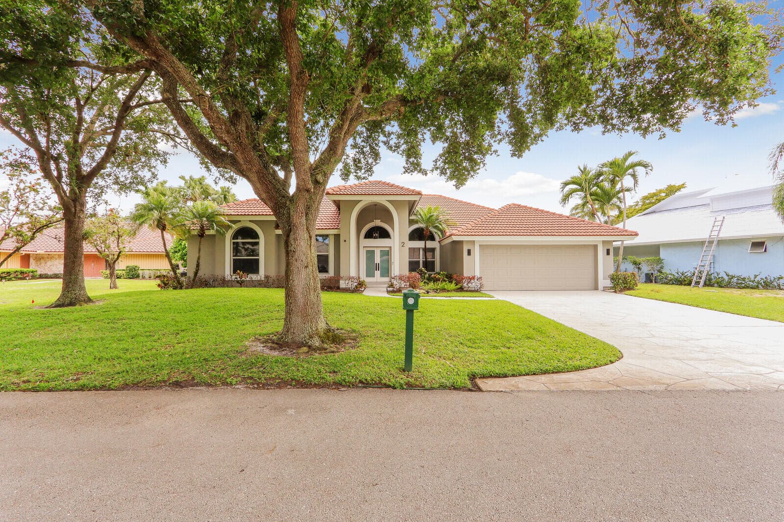 2 Old Fence Palm Beach Gardens FL 33418 — thumbnail 4 of 55