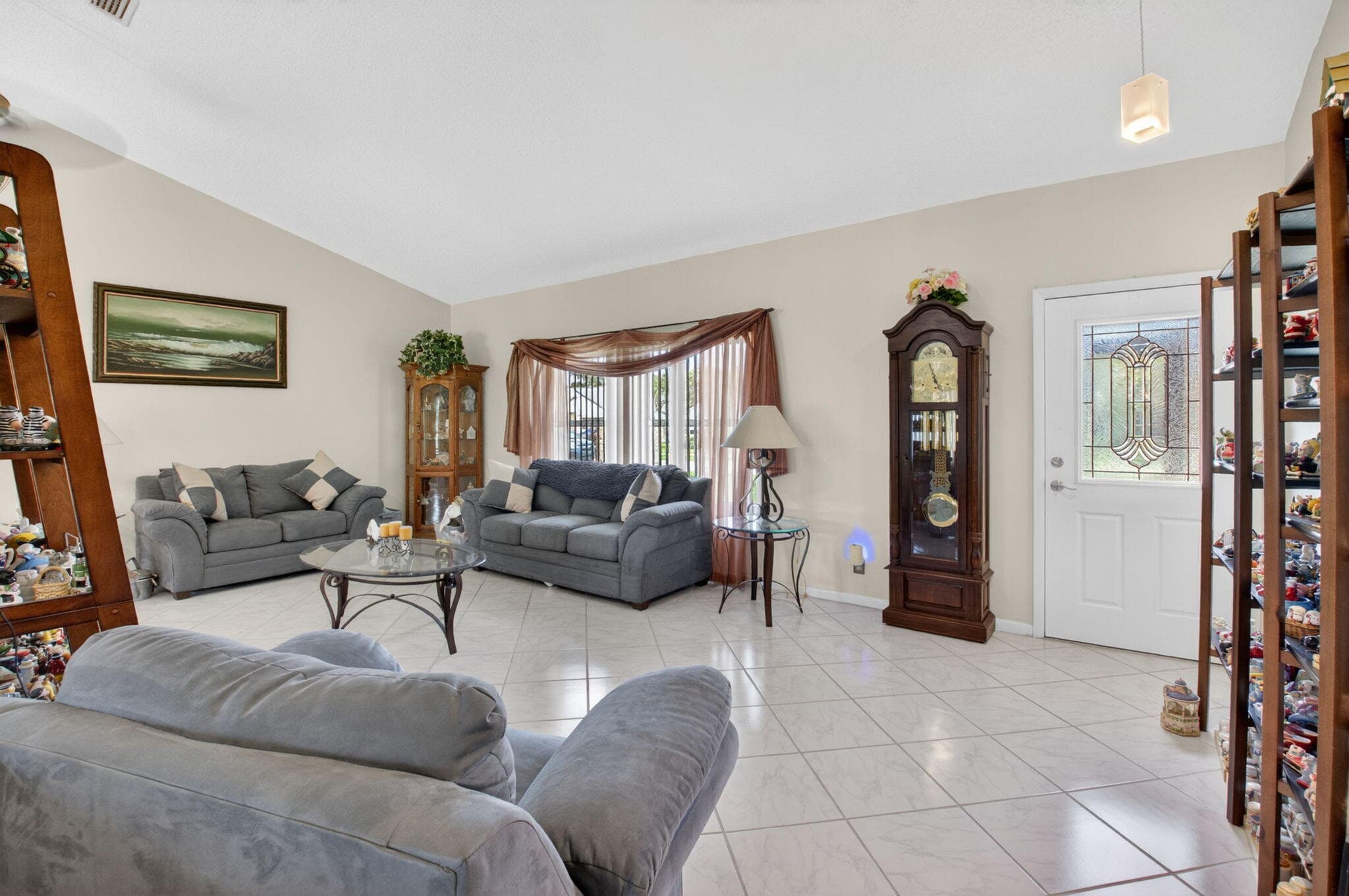 8344 Blue Cypress Lake Worth FL 33467 — thumbnail 3 of 27