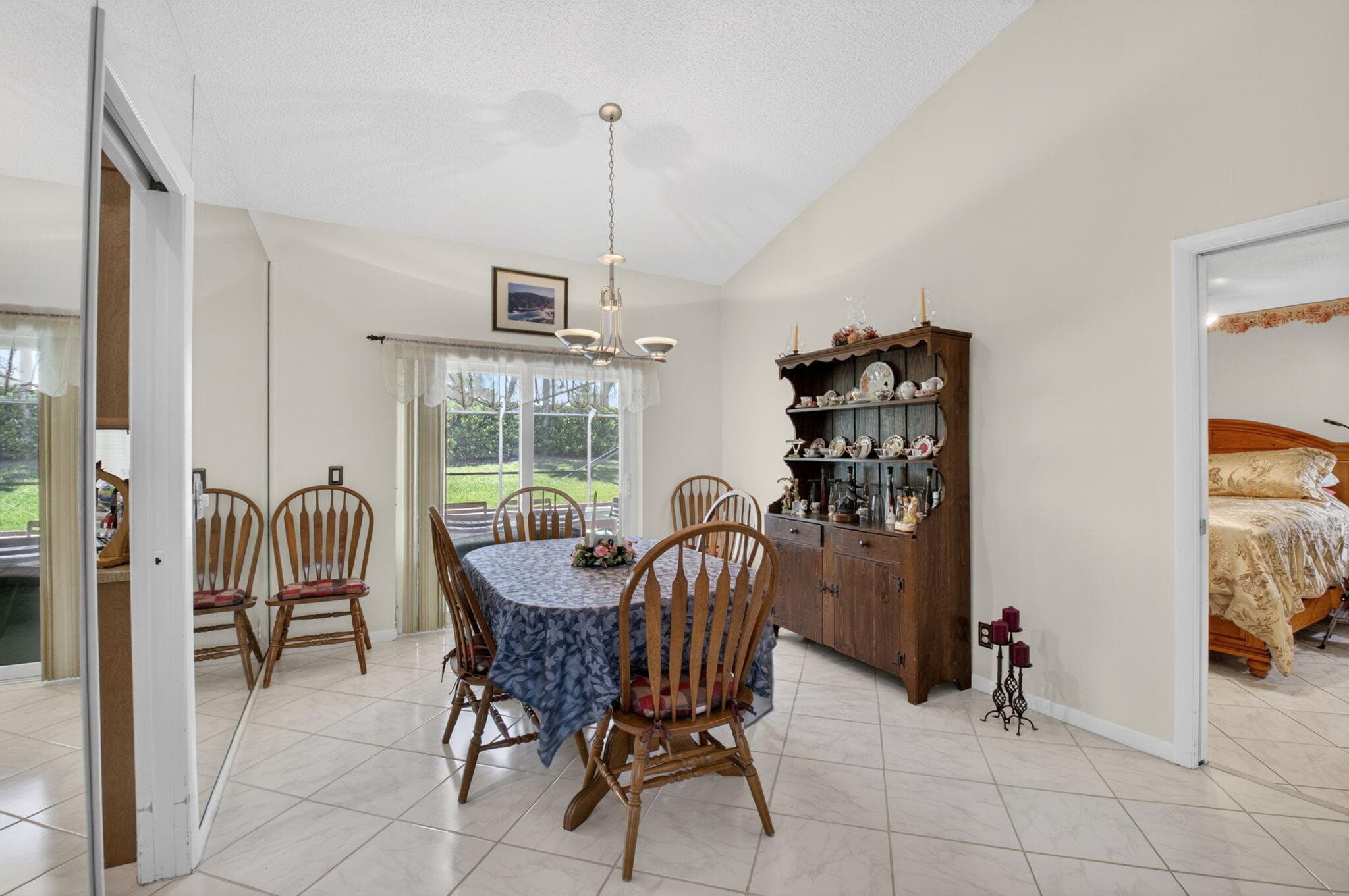 8344 Blue Cypress Lake Worth FL 33467 — thumbnail 6 of 27