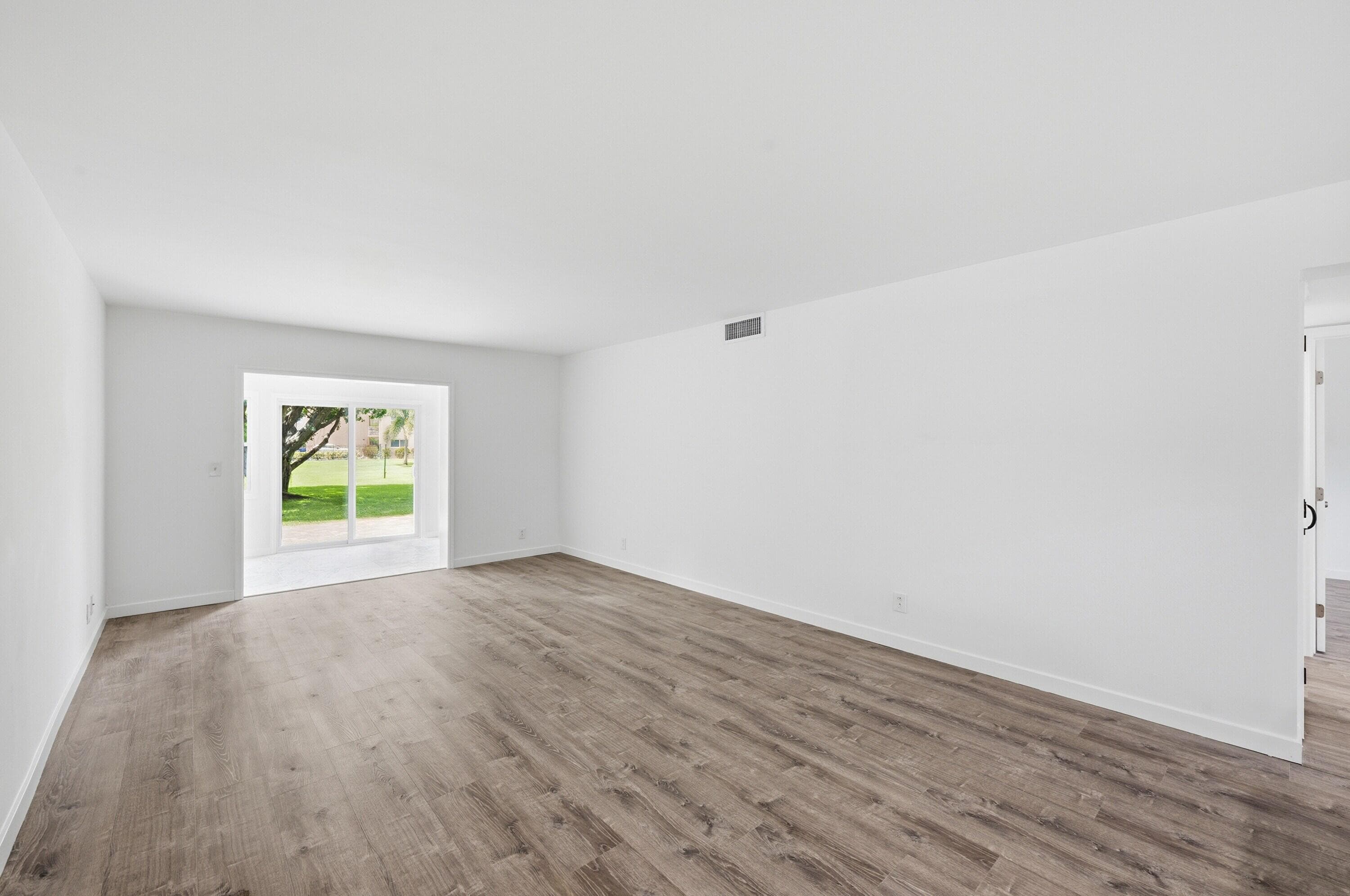 330 26th #112 Boynton Beach FL 33435 — thumbnail 15 of 38
