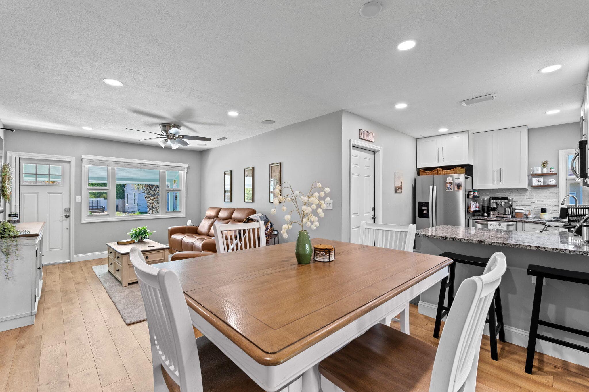 620 B Lake Worth Beach FL 33460 — thumbnail 7 of 43