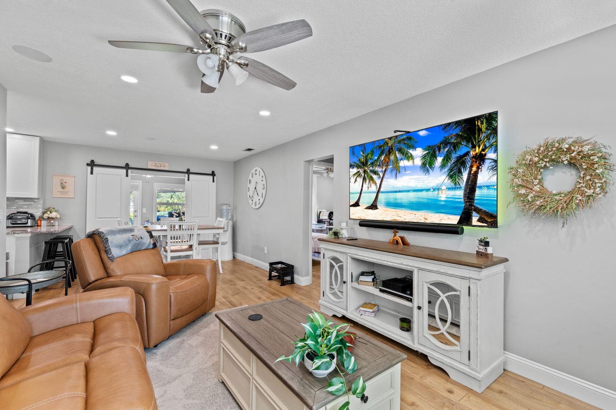 620 B Lake Worth Beach FL 33460 — thumbnail 9 of 43