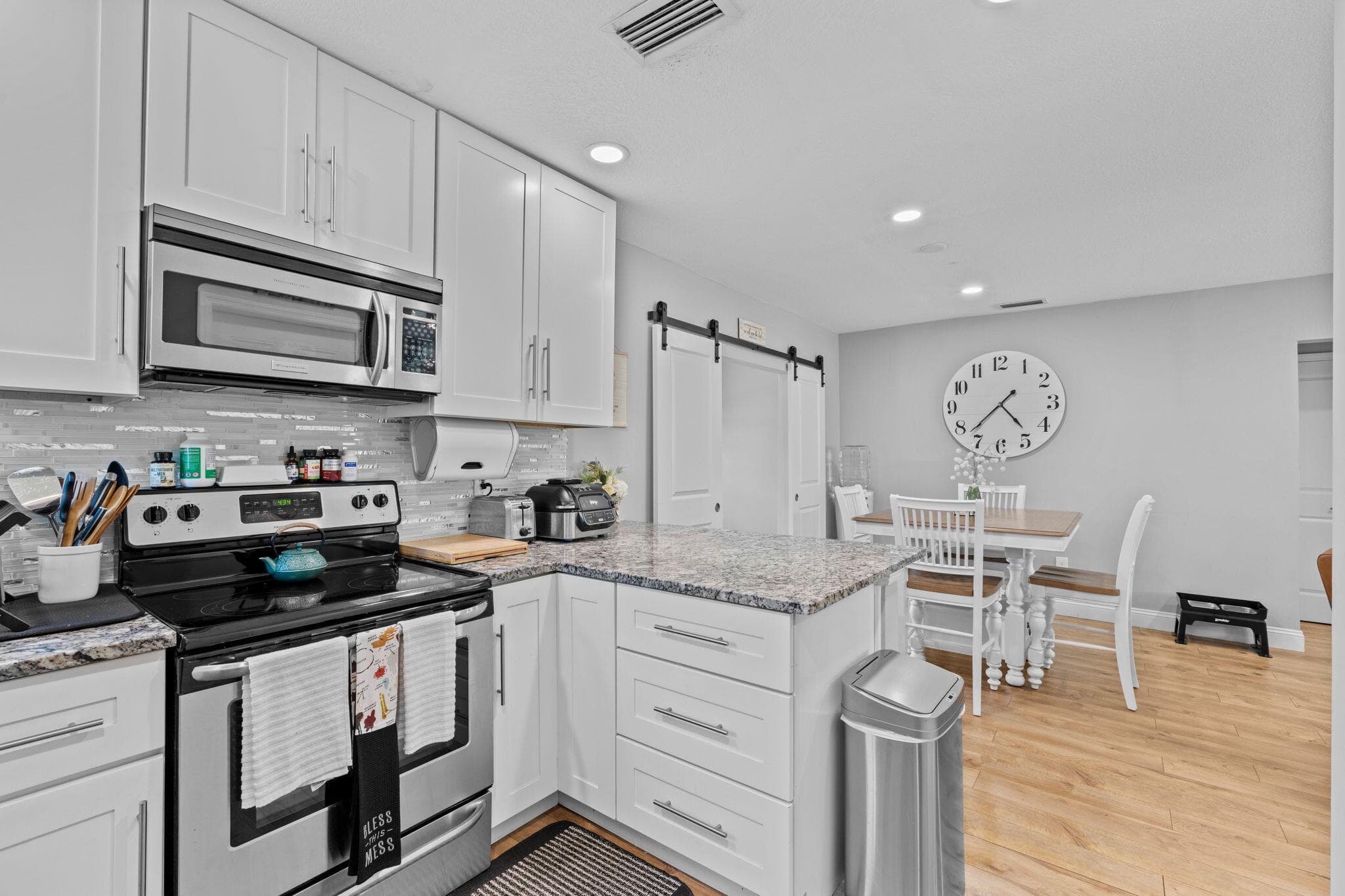 620 B Lake Worth Beach FL 33460 — thumbnail 12 of 43