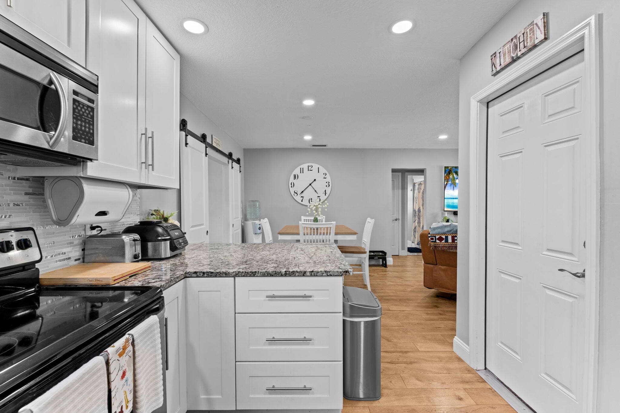 620 B Lake Worth Beach FL 33460 — thumbnail 13 of 43