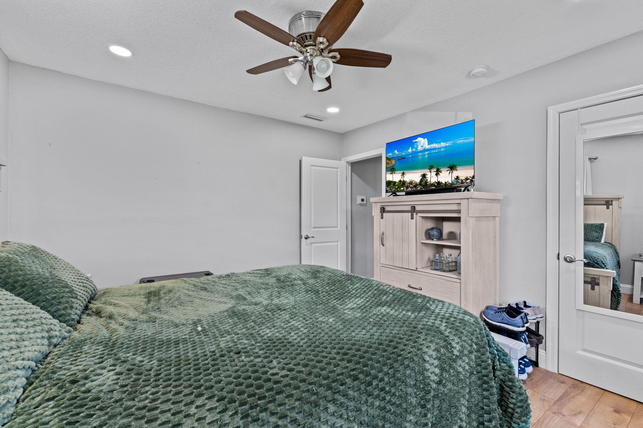 620 B Lake Worth Beach FL 33460 — thumbnail 19 of 43