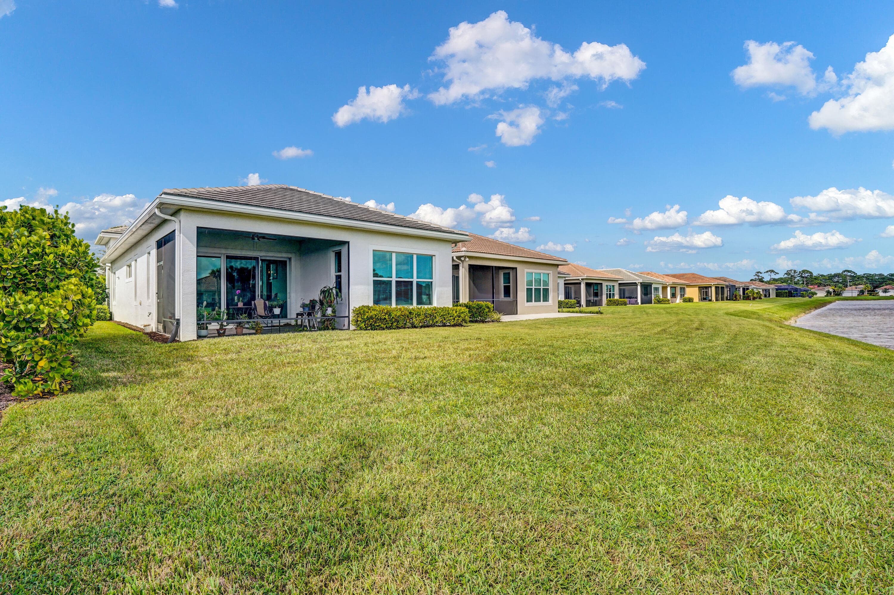 25007 Alberti Port St. Lucie FL 34986 — thumbnail 8 of 48