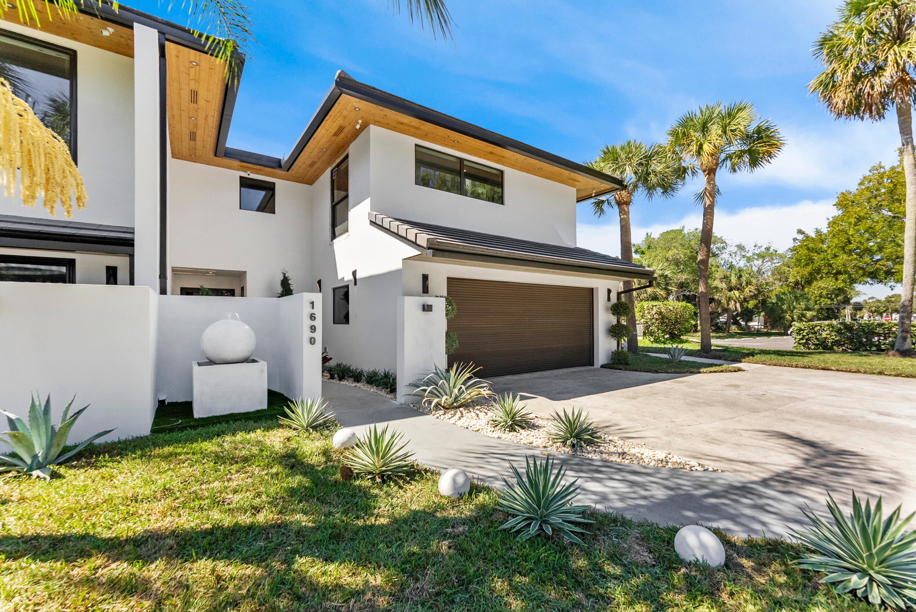 1690-1692 Ocean Delray Beach FL 33483 — thumbnail 33 of 33