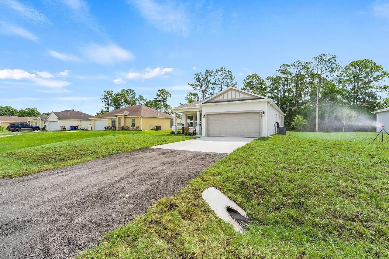 8236 104th Vero Beach FL 32967 — thumbnail 42 of 47
