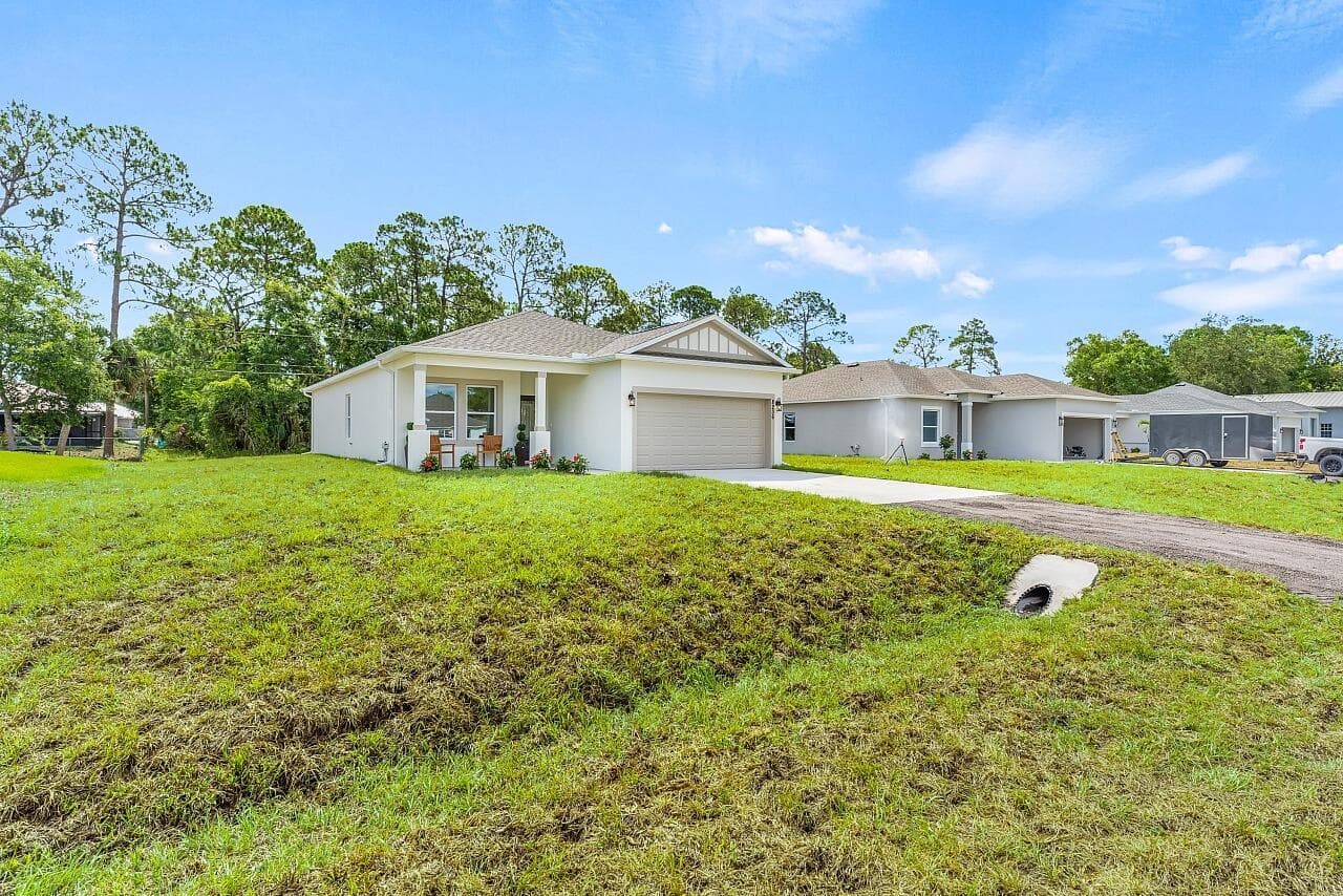 8236 104th Vero Beach FL 32967 — thumbnail 44 of 47