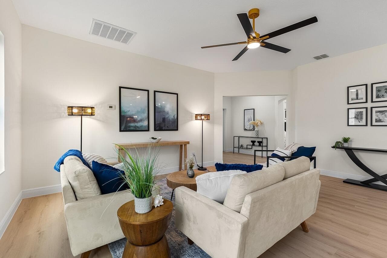 8236 104th Vero Beach FL 32967 — thumbnail 9 of 47