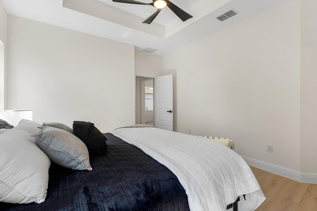 8236 104th Vero Beach FL 32967 — thumbnail 25 of 47