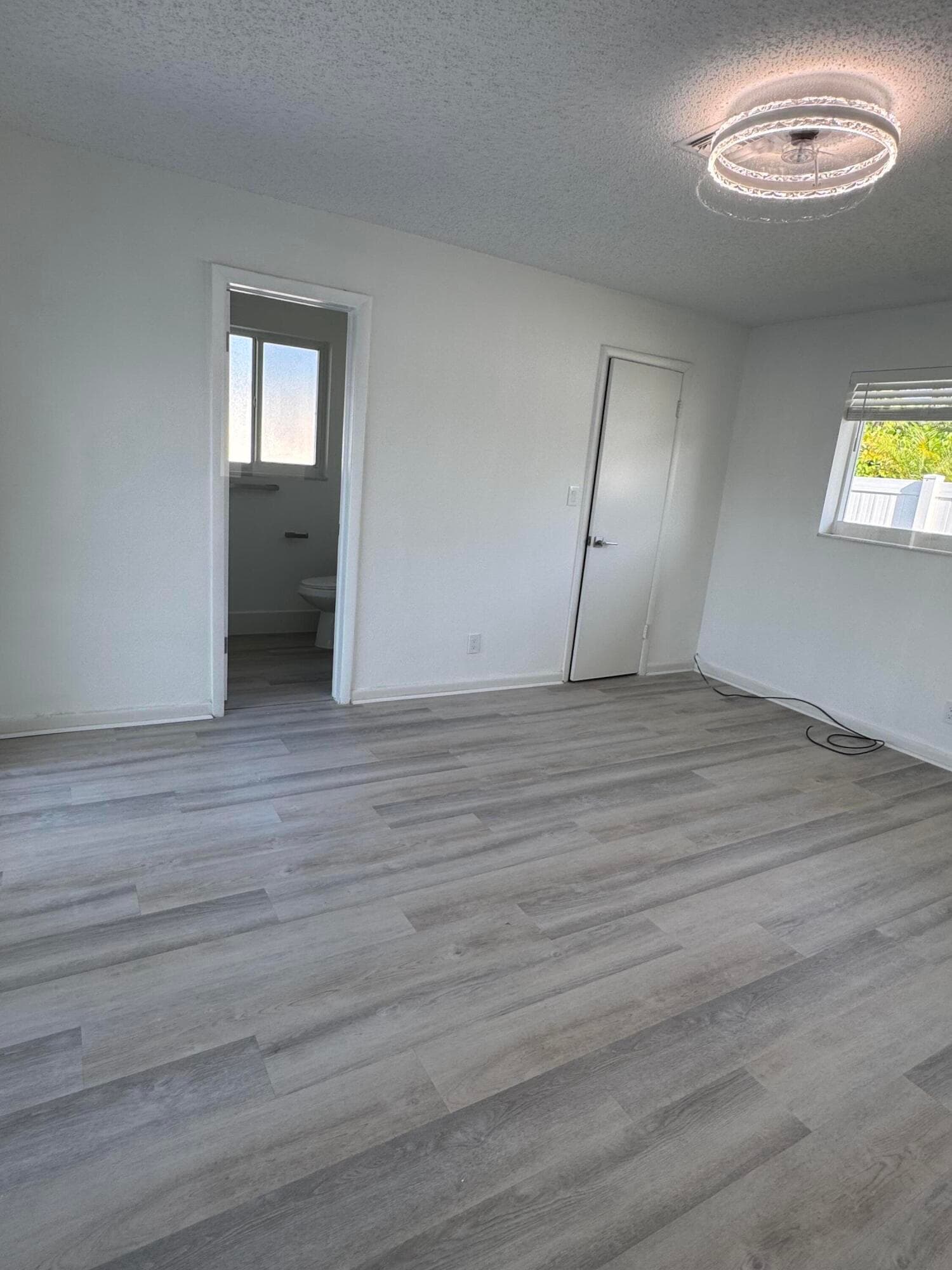 28 9th Boca Raton FL 33486 — thumbnail 10 of 17