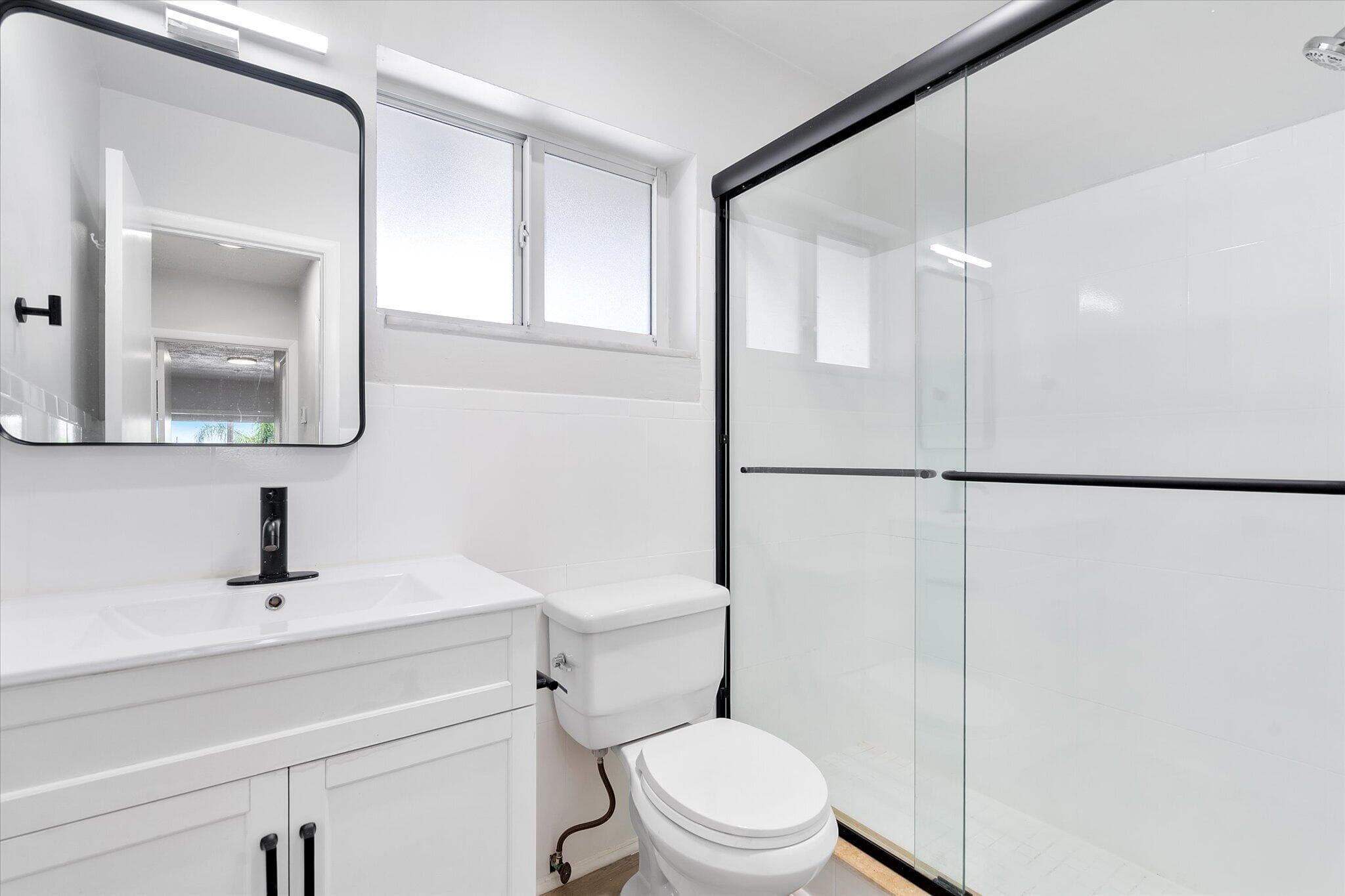 720 7th #9 Hallandale Beach FL 33009 — thumbnail 27 of 33