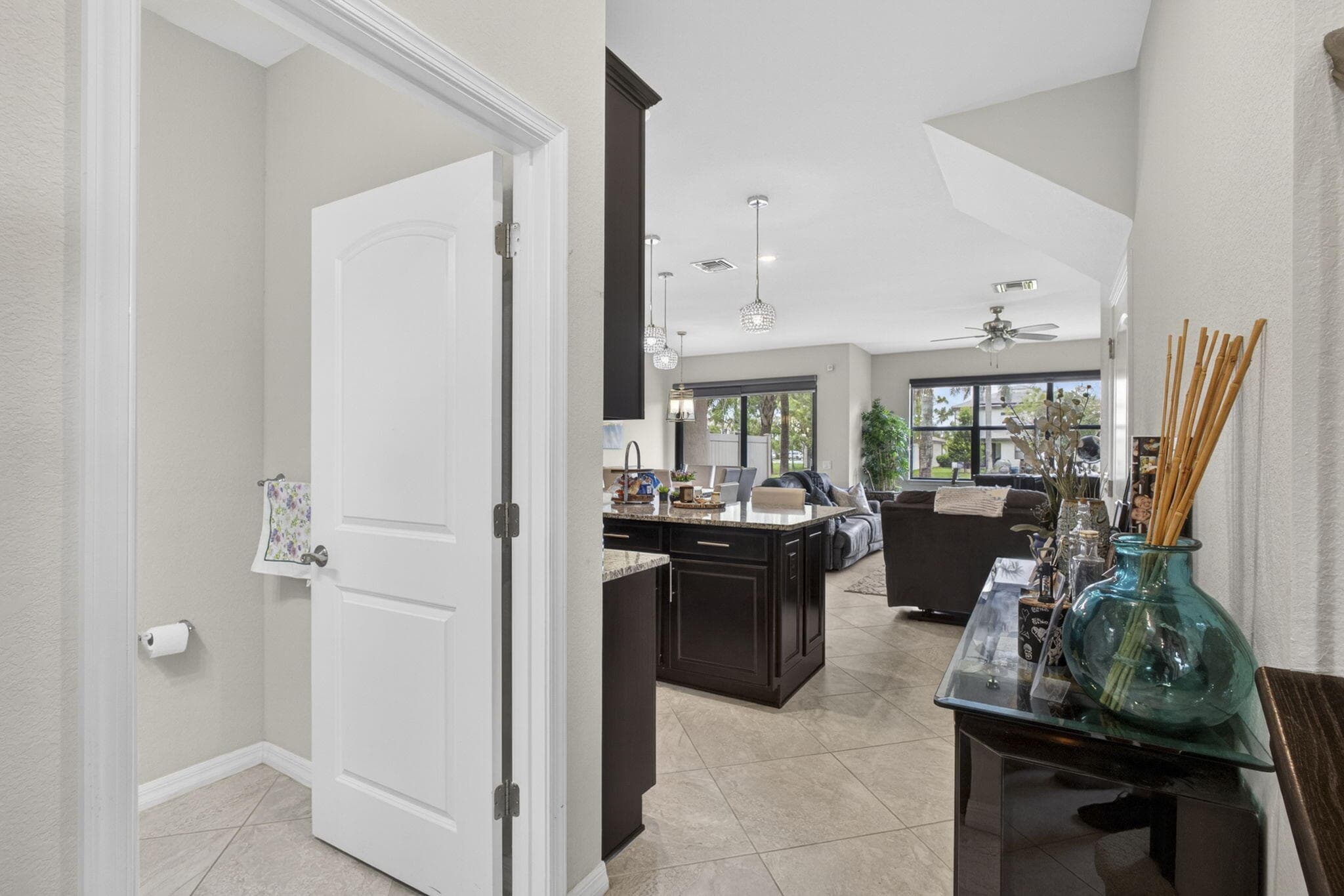 8347 Cadre Noir Lake Worth FL 33467 — thumbnail 5 of 40