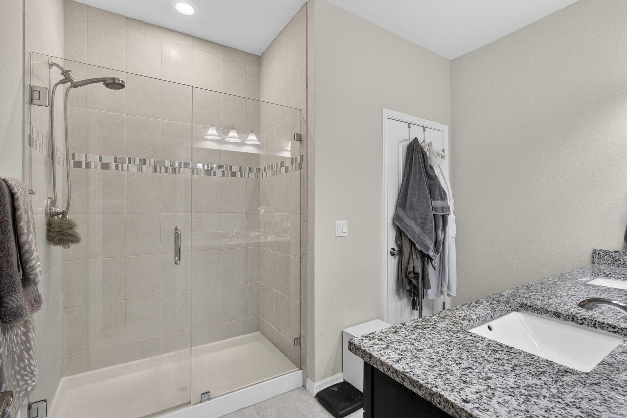 8347 Cadre Noir Lake Worth FL 33467 — thumbnail 24 of 40