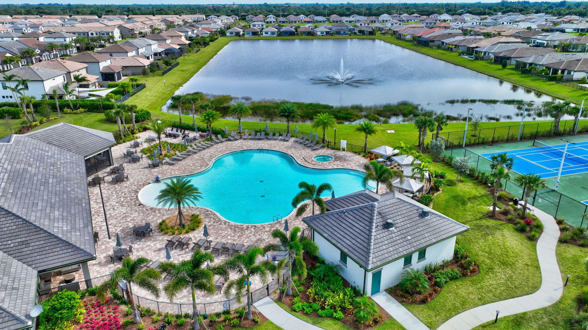 8347 Cadre Noir Lake Worth FL 33467 — thumbnail 29 of 40