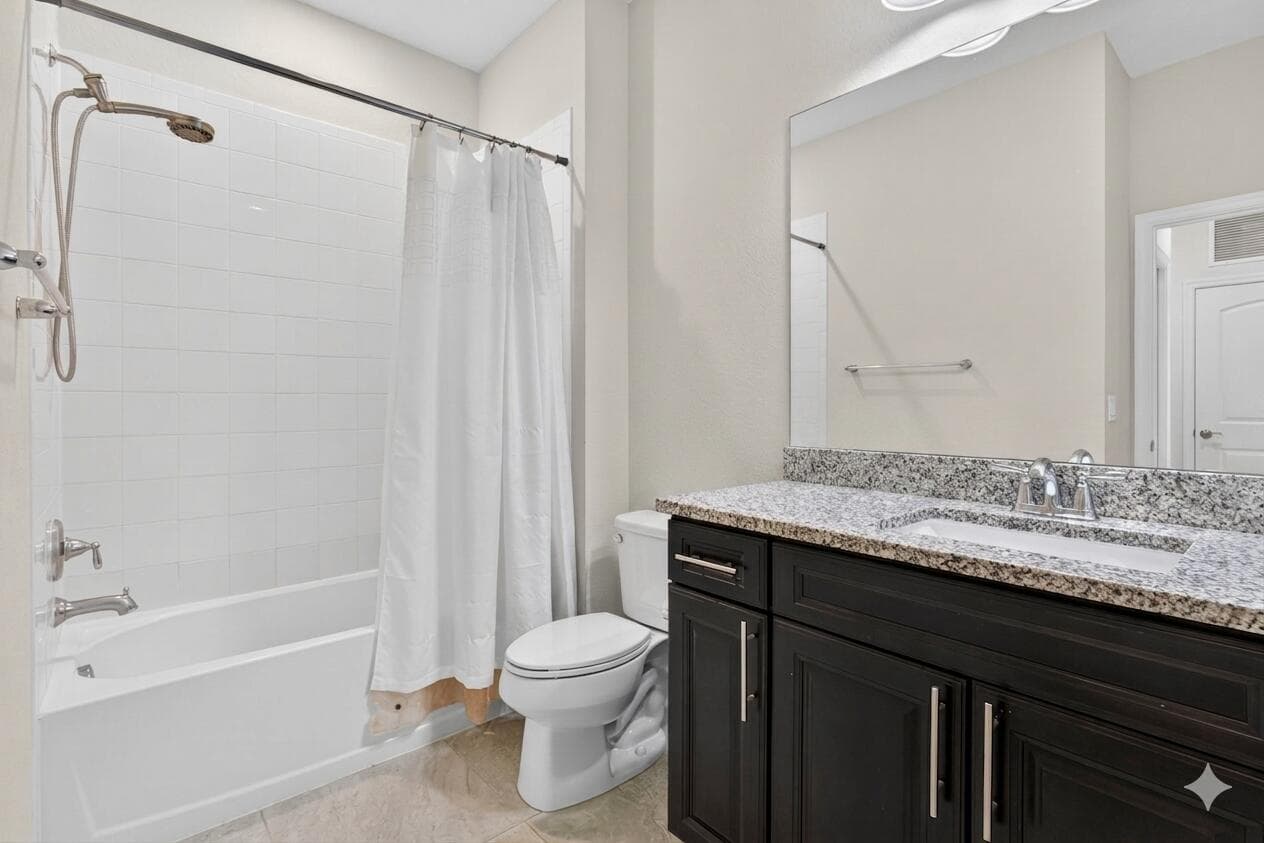 8347 Cadre Noir Lake Worth FL 33467 — thumbnail 15 of 40