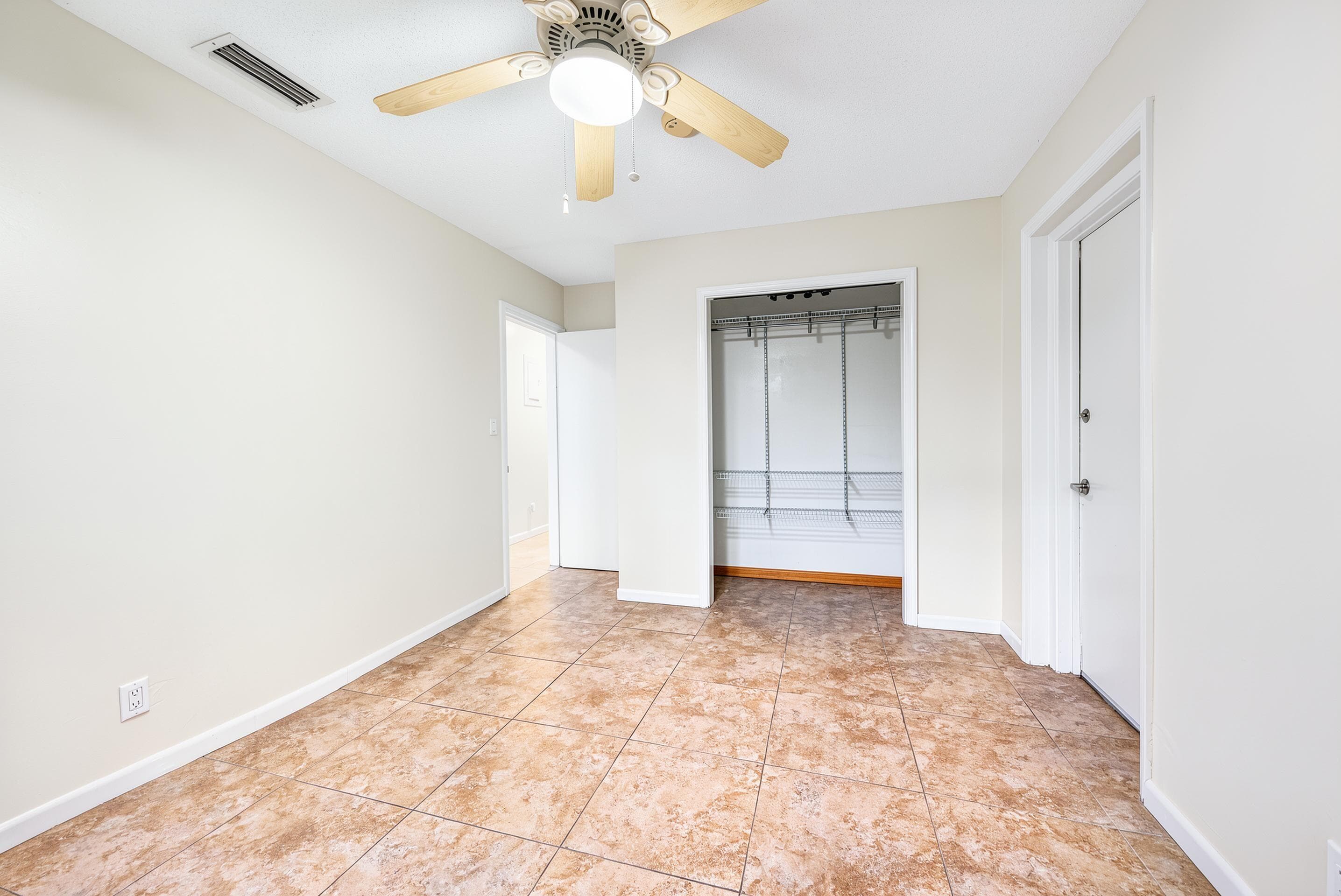 1540 40th Oakland Park FL 33334 — thumbnail 34 of 50