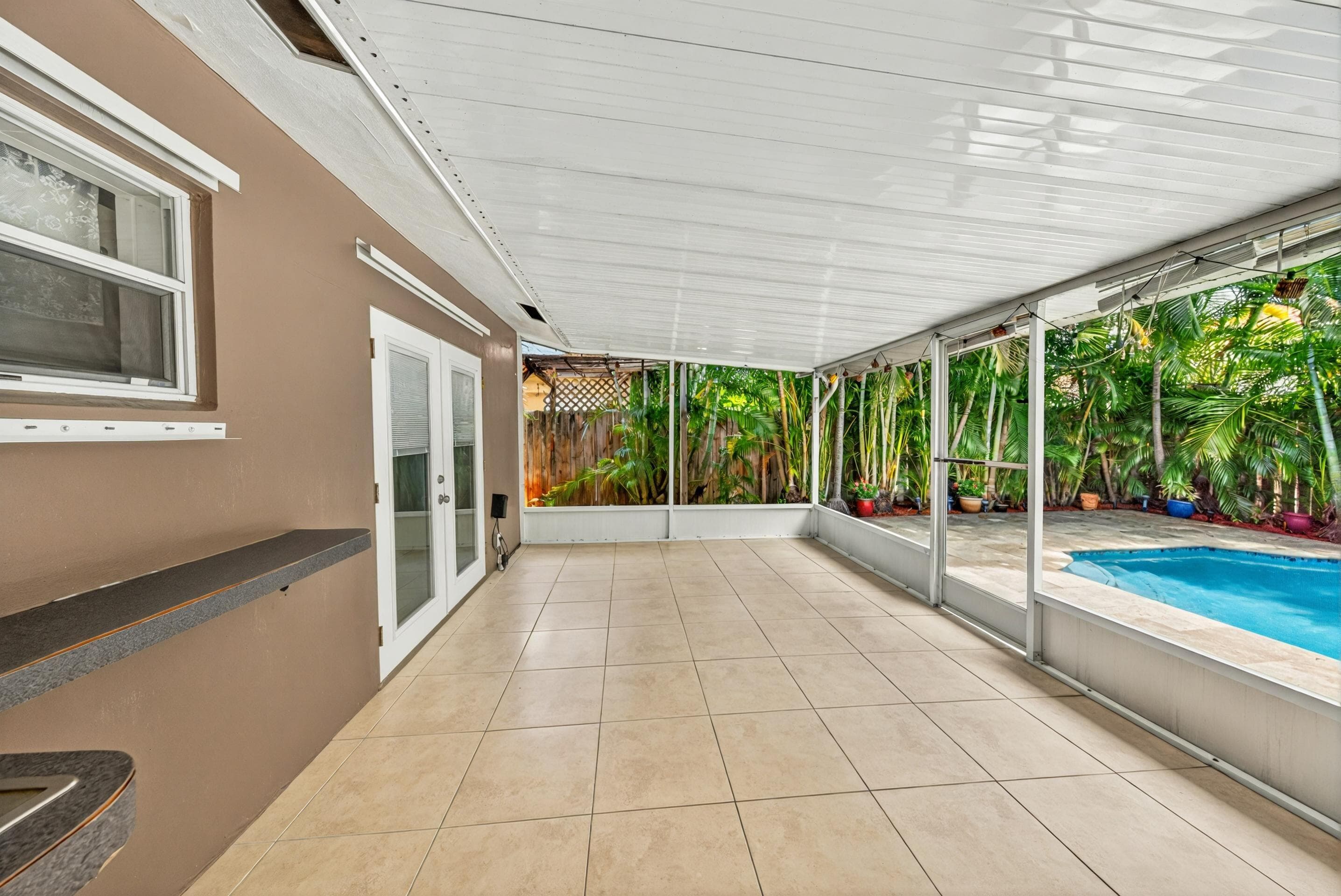 1540 40th Oakland Park FL 33334 — thumbnail 20 of 50