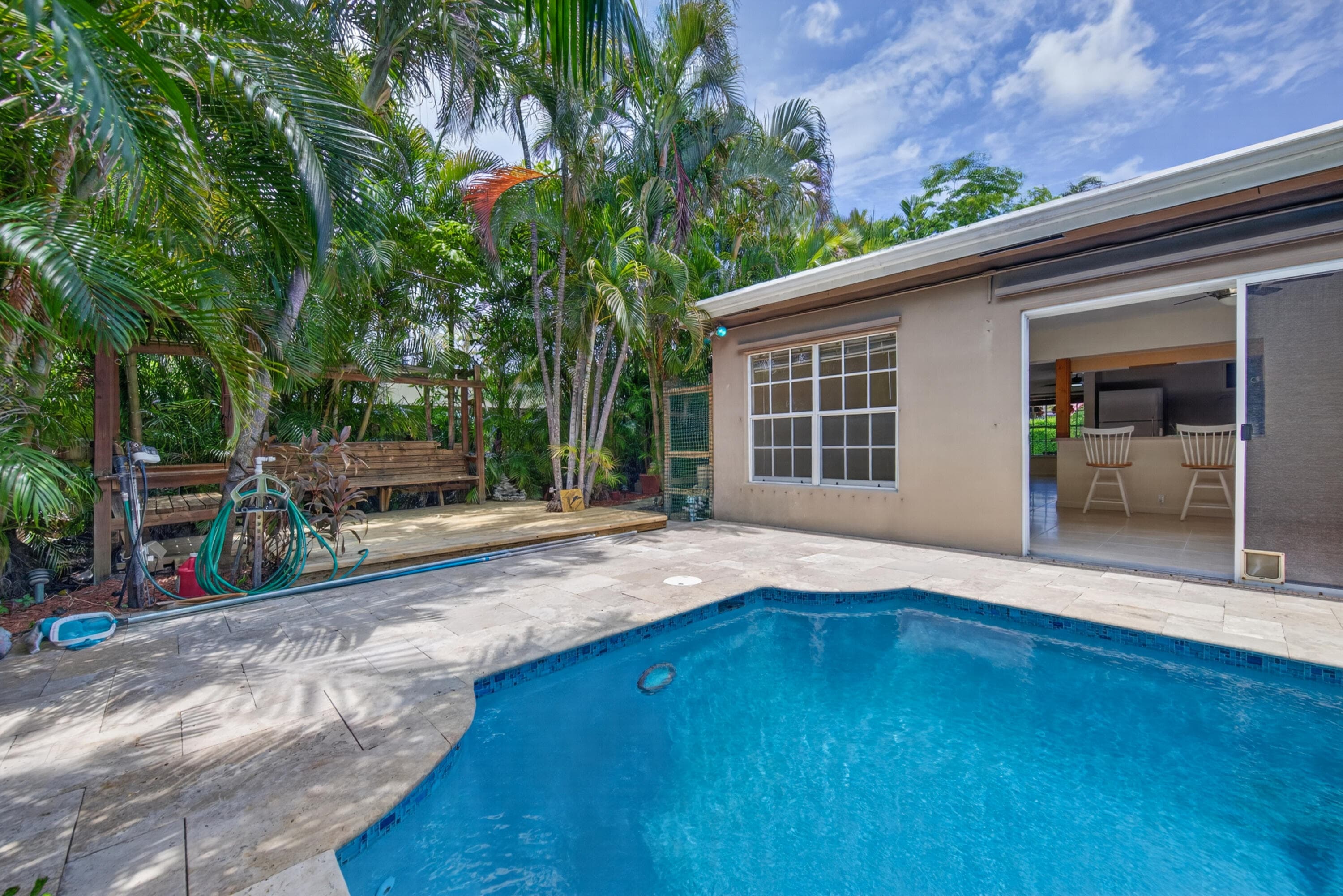 1540 40th Oakland Park FL 33334 — thumbnail 37 of 50