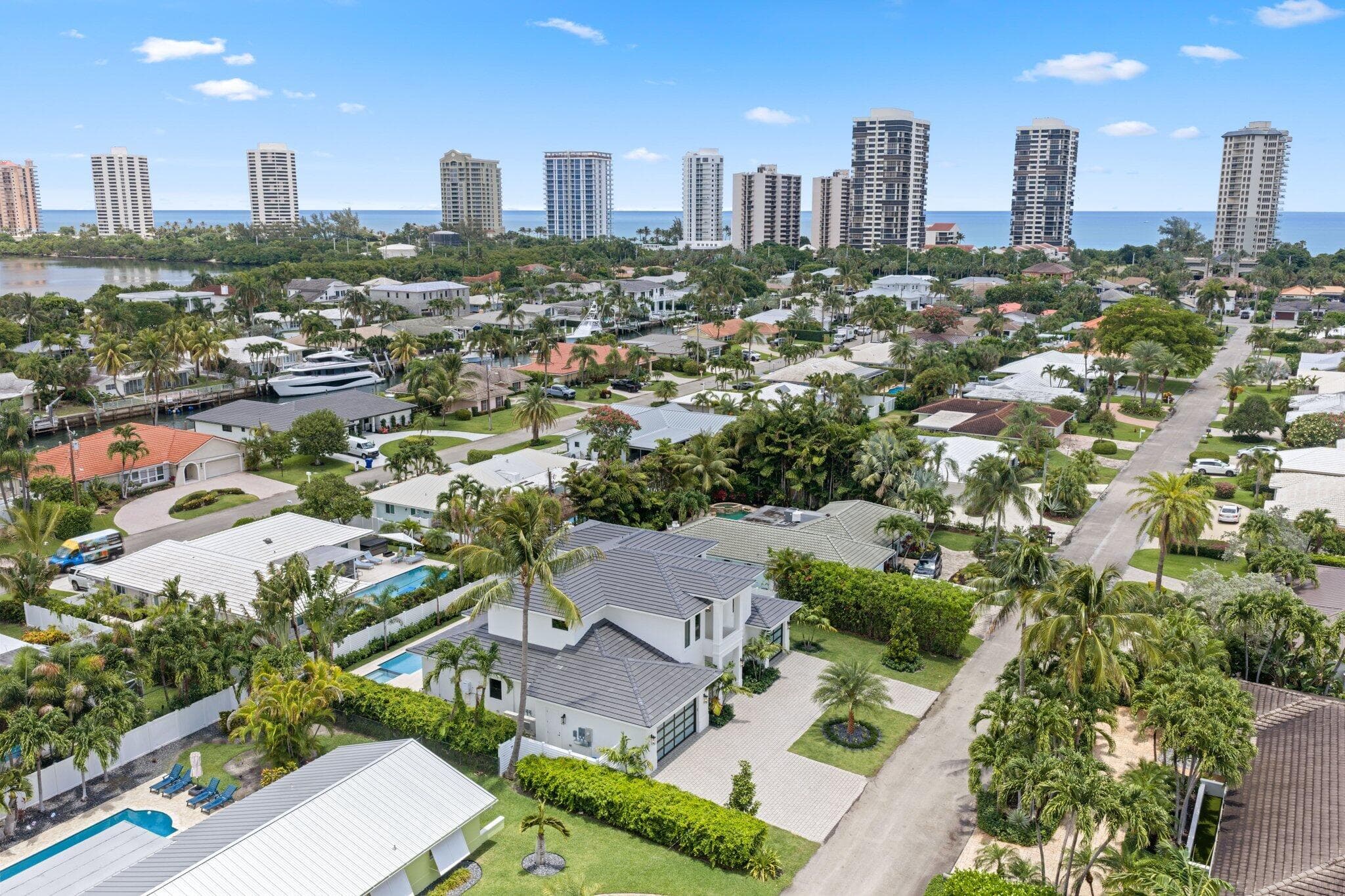 1160 Emerald Riviera Beach FL 33404 — thumbnail 80 of 87
