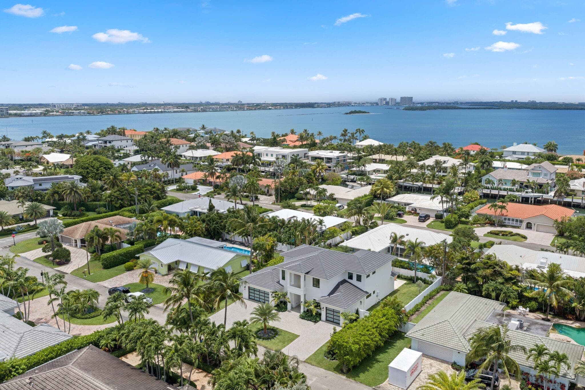 1160 Emerald Riviera Beach FL 33404 — thumbnail 84 of 87