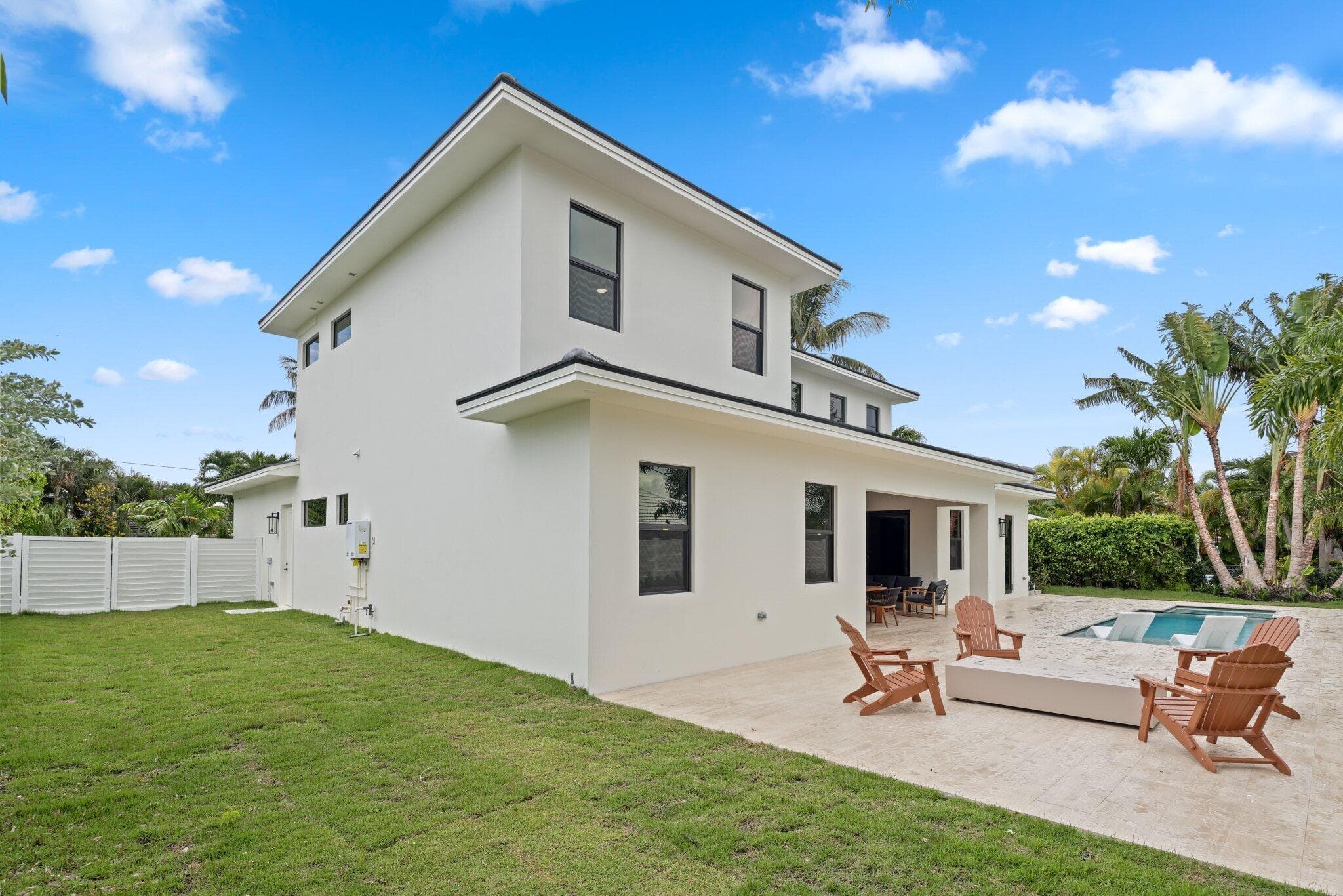 1160 Emerald Riviera Beach FL 33404 — thumbnail 17 of 87
