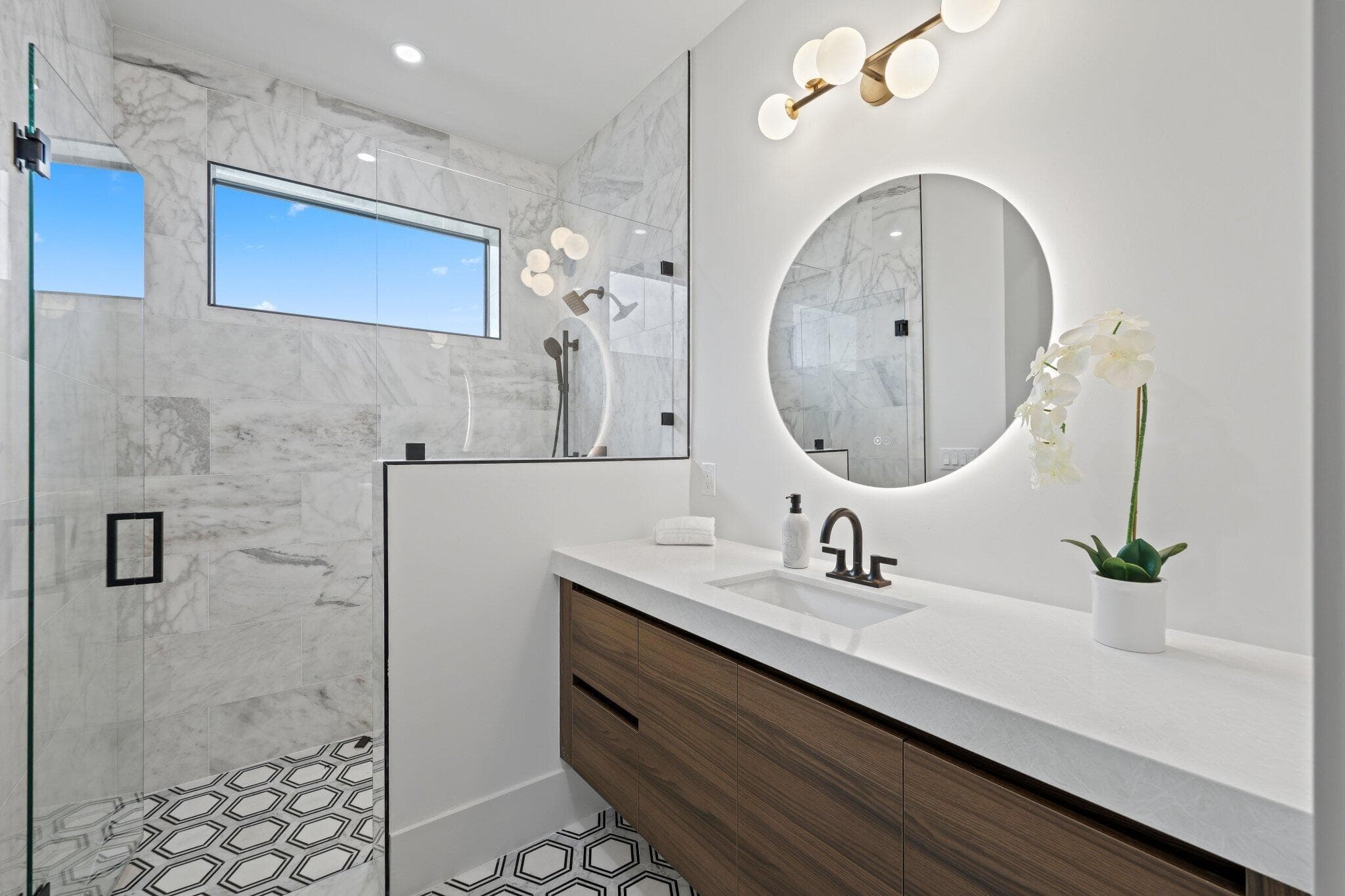 1160 Emerald Riviera Beach FL 33404 — thumbnail 43 of 87