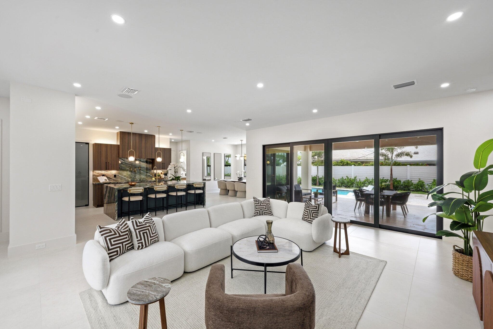 1160 Emerald Riviera Beach FL 33404 — thumbnail 24 of 87