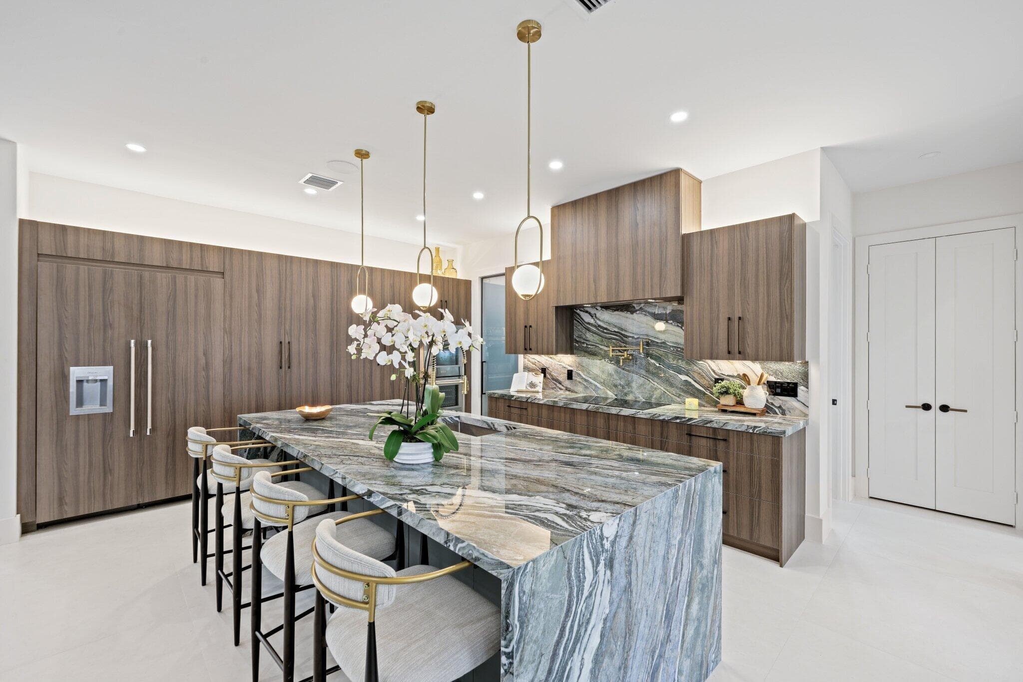 1160 Emerald Riviera Beach FL 33404 — thumbnail 28 of 87