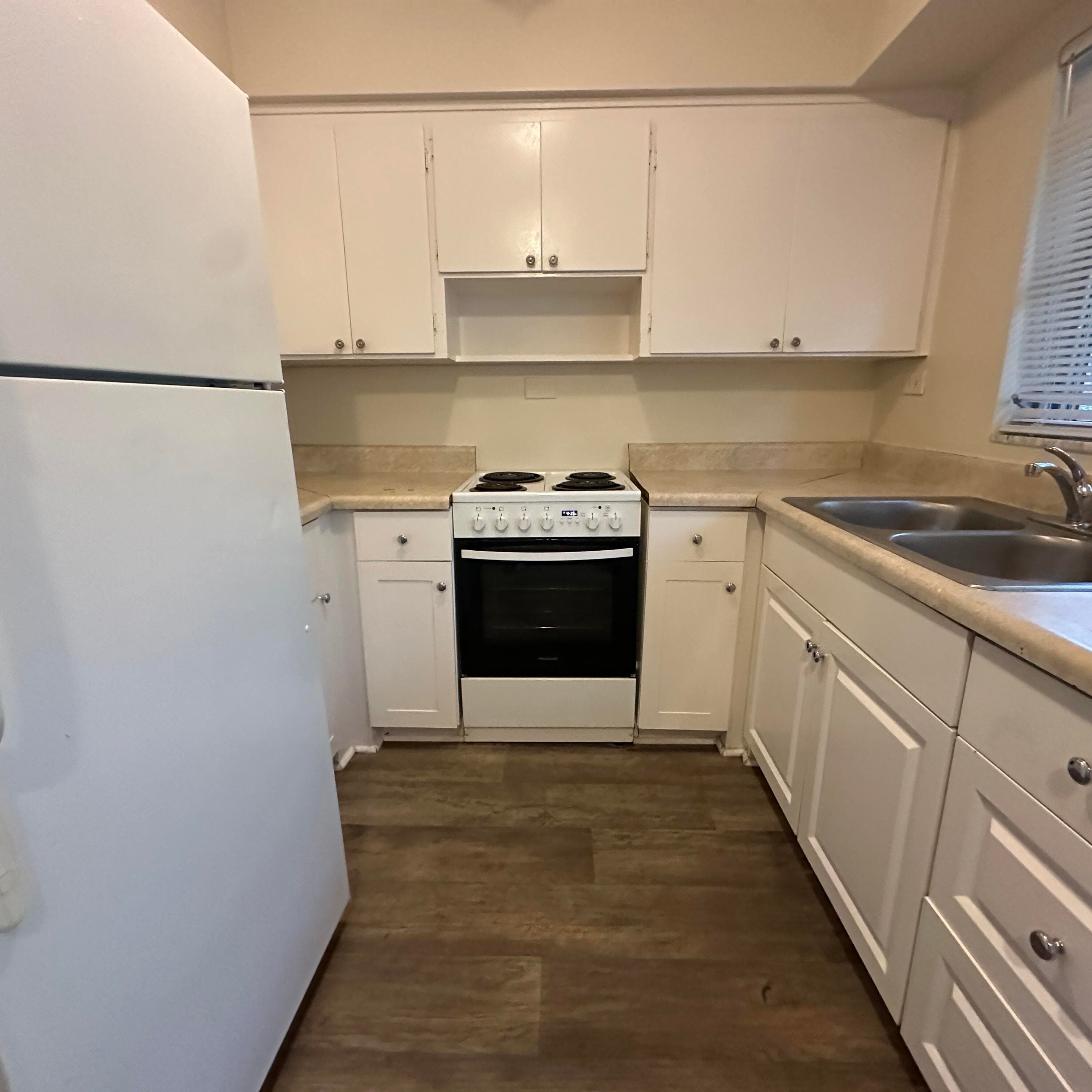 417 12th #6 Fort Lauderdale FL 33316 — thumbnail 7 of 11