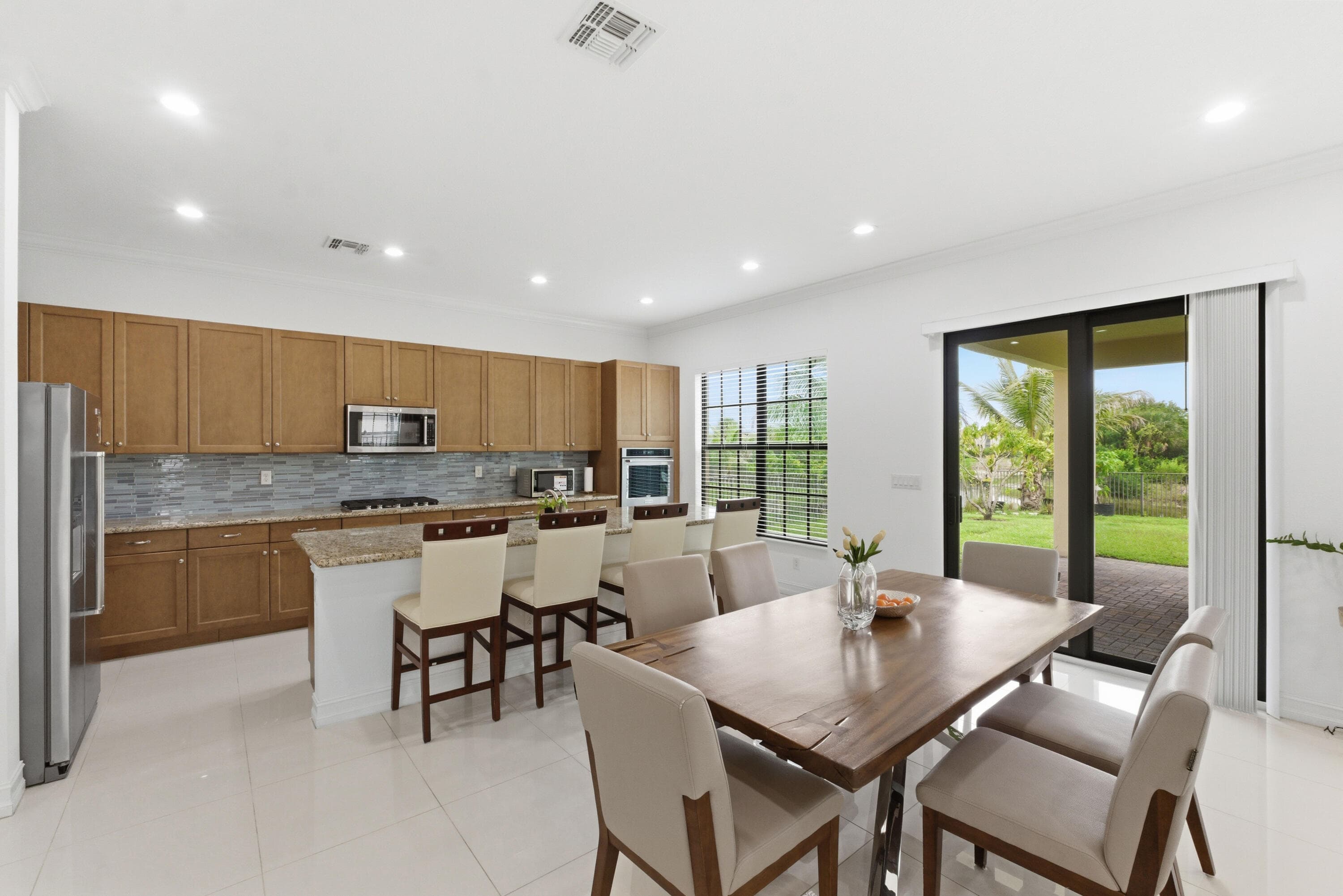 11425 Watercrest Parkland FL 33076 — thumbnail 19 of 44