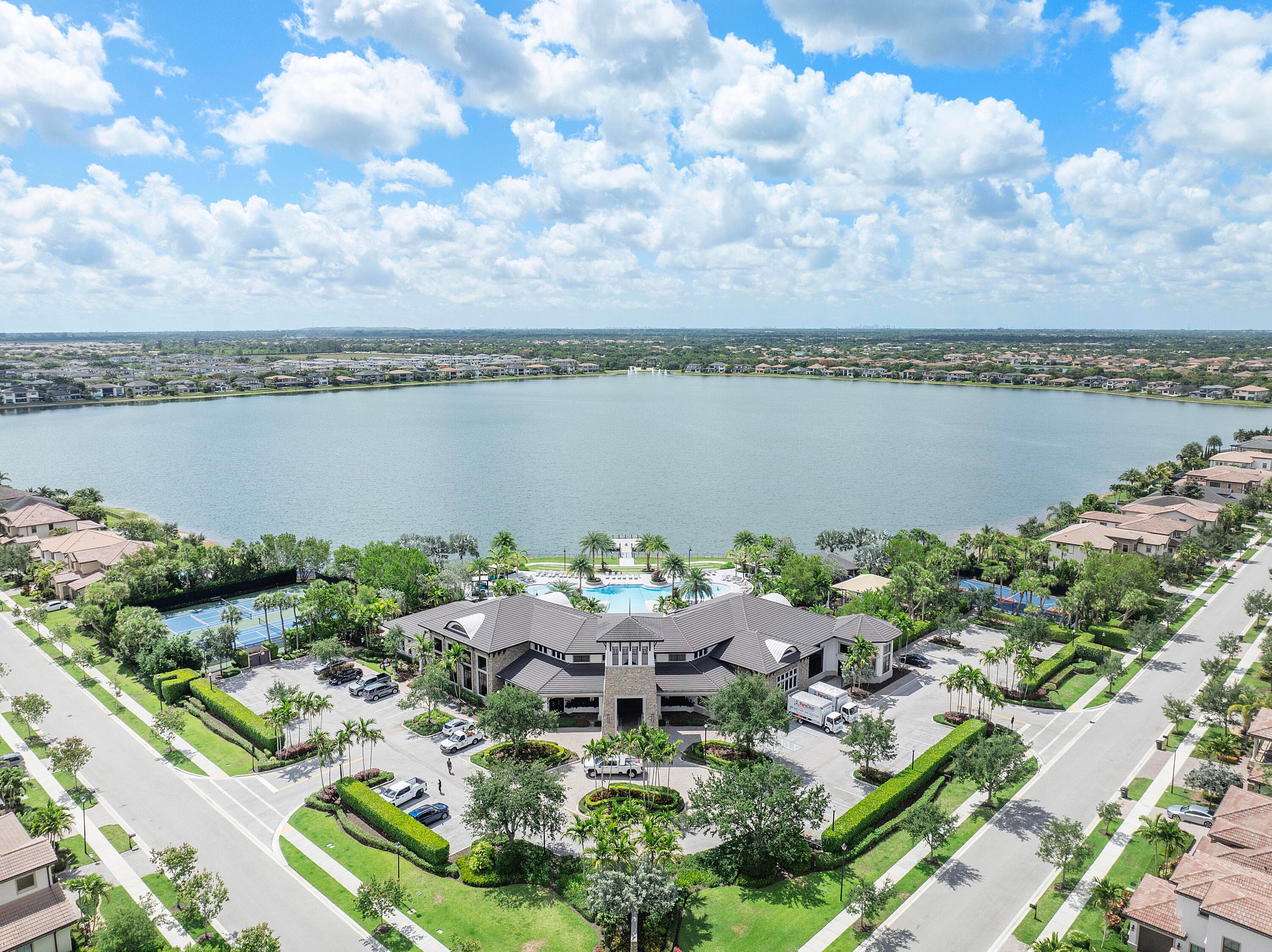 11425 Watercrest Parkland FL 33076 — thumbnail 38 of 44